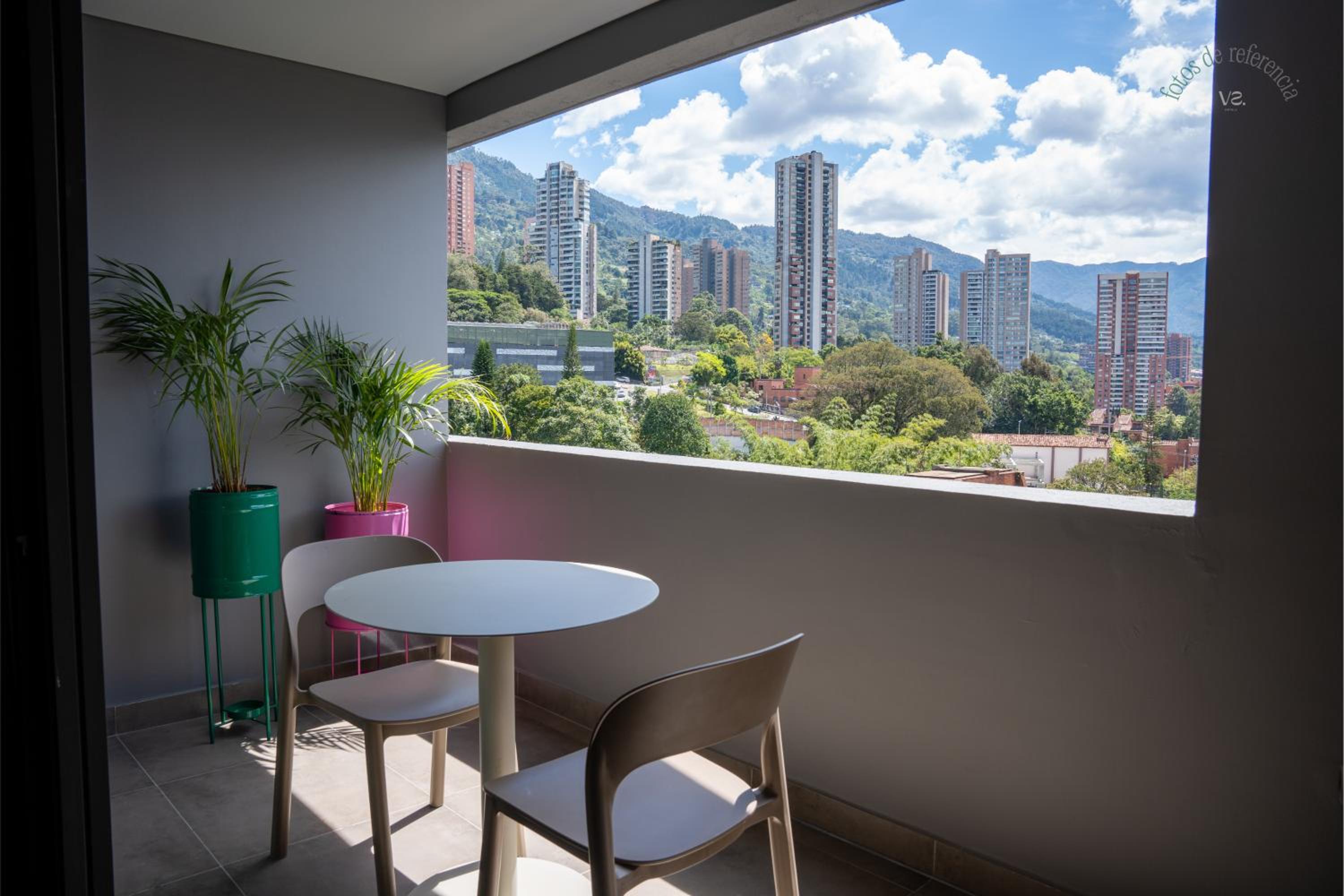 Deluxe Double Room With Balcony photo 3