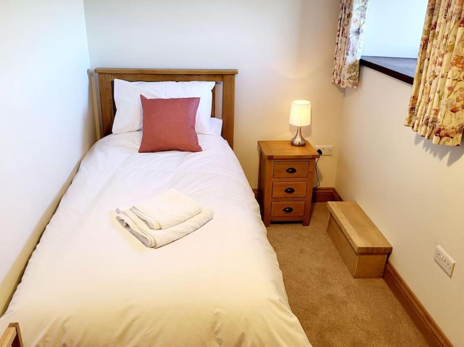 Four-Bedroom House photo 3