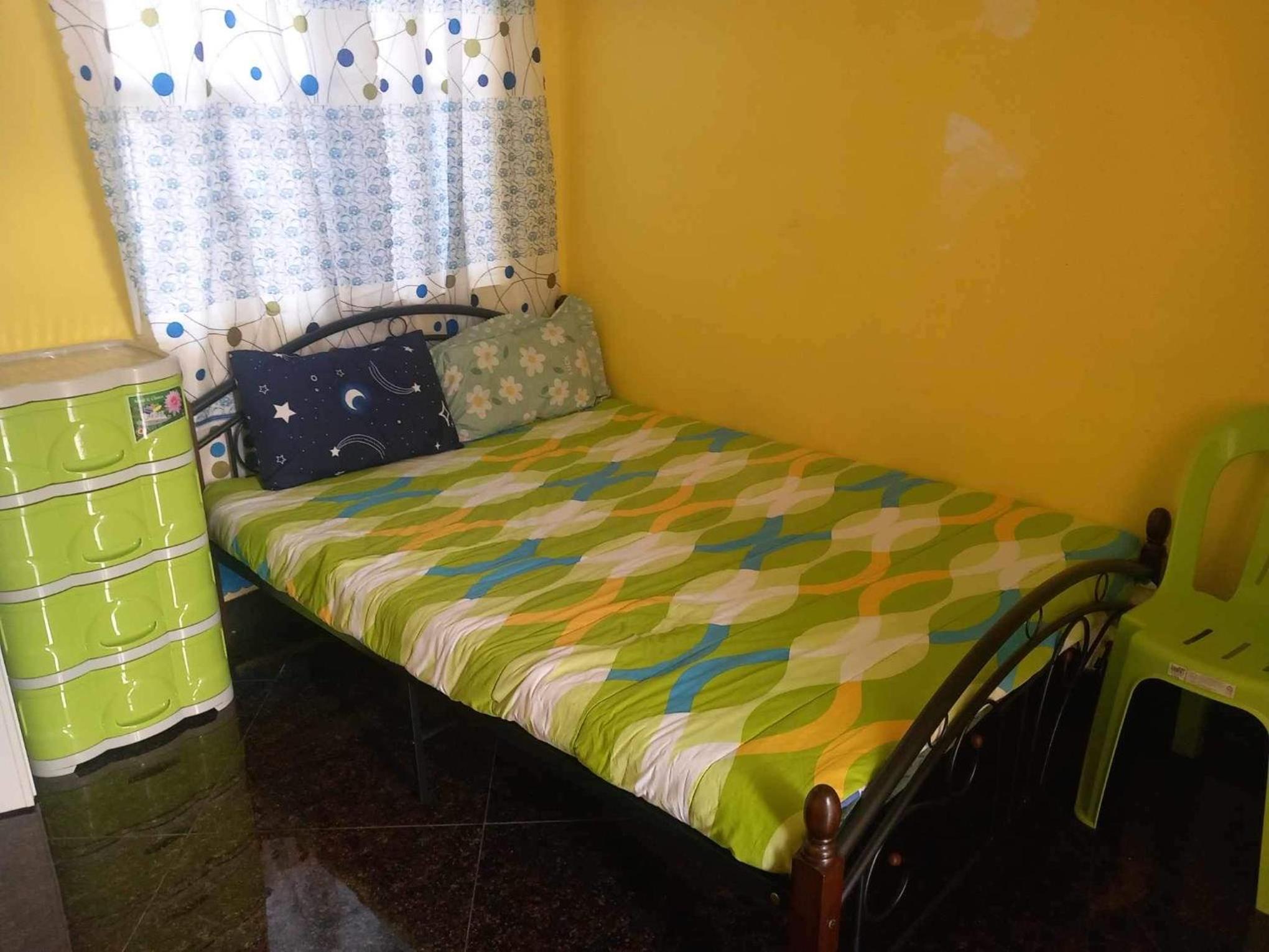 Two-Bedroom House photo 3