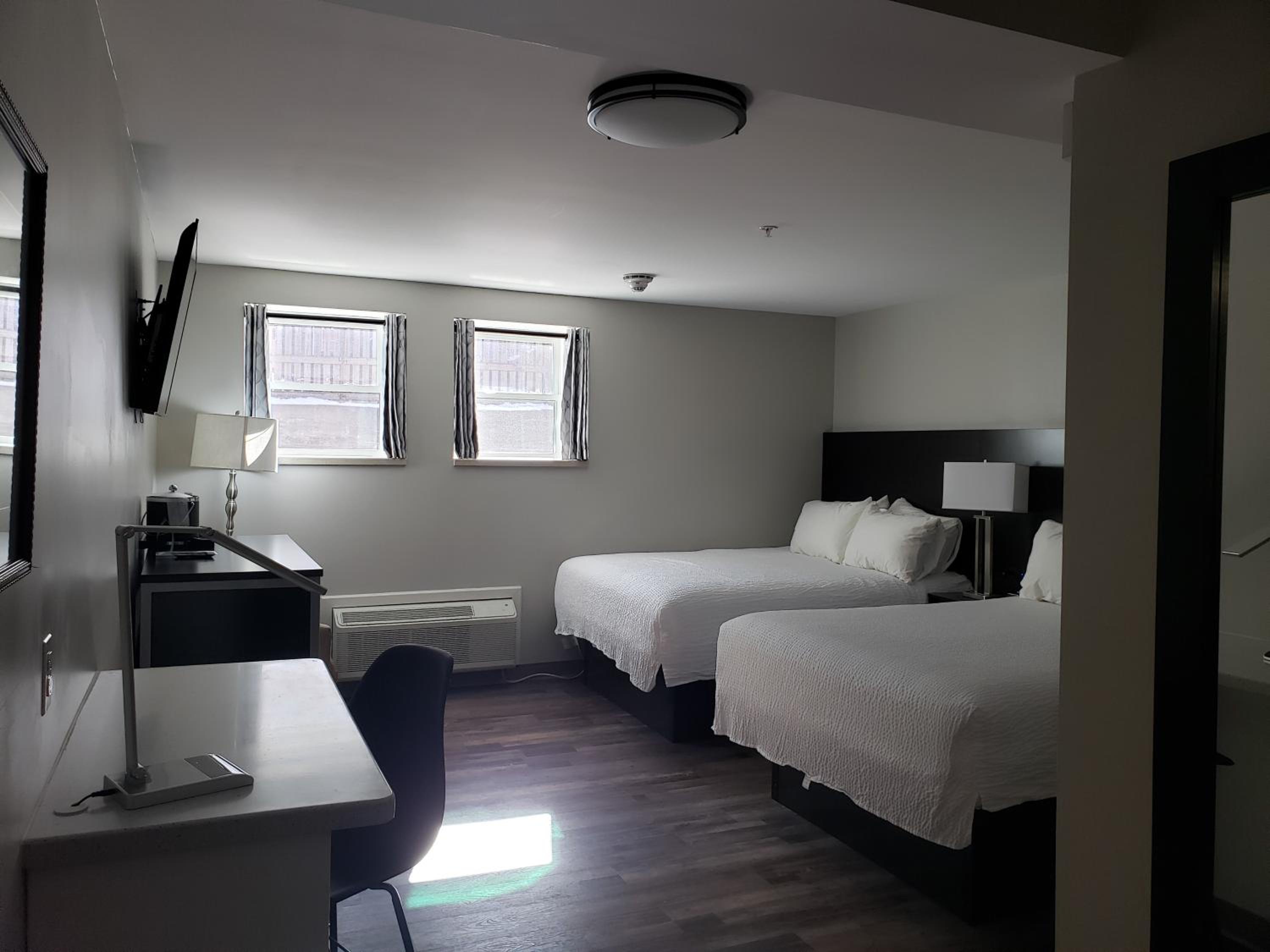 Quadruple Room With Bath photo 2