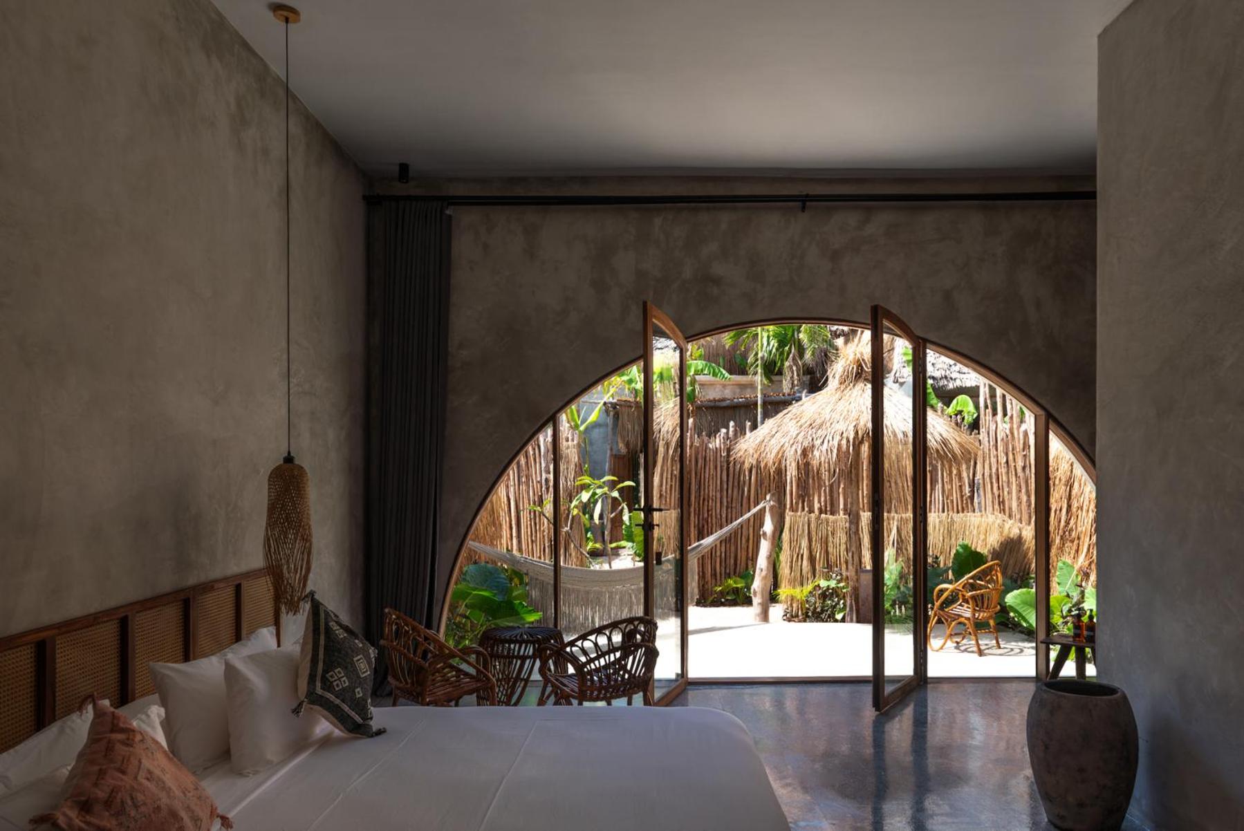 Suite with Garden View
