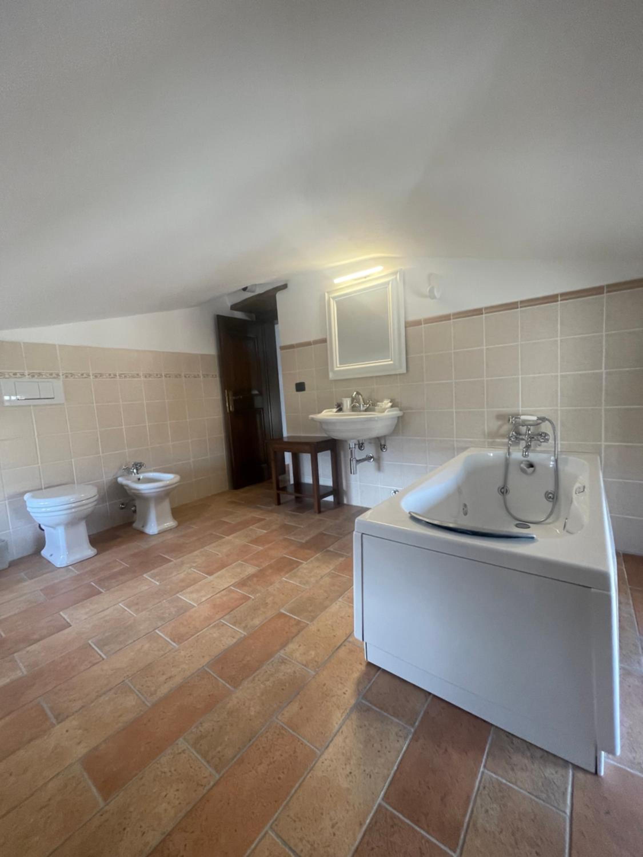 Double Room with Spa Bath photo 2