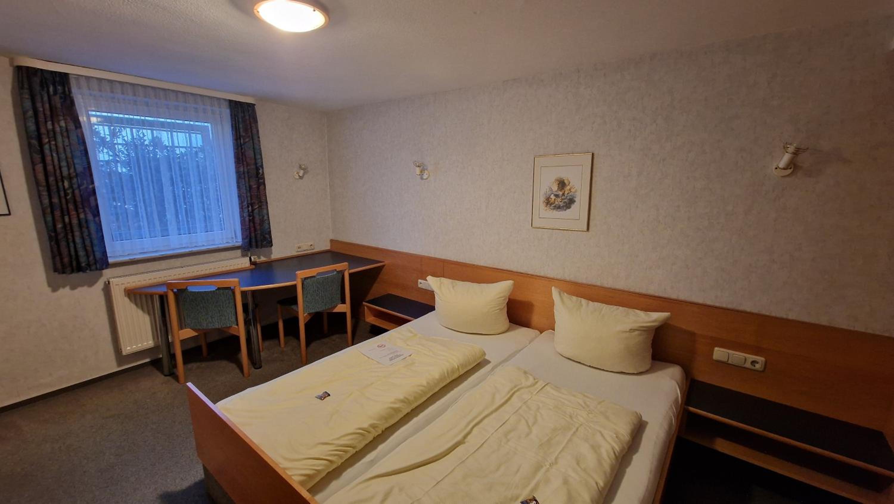 Budget Double Room photo 1