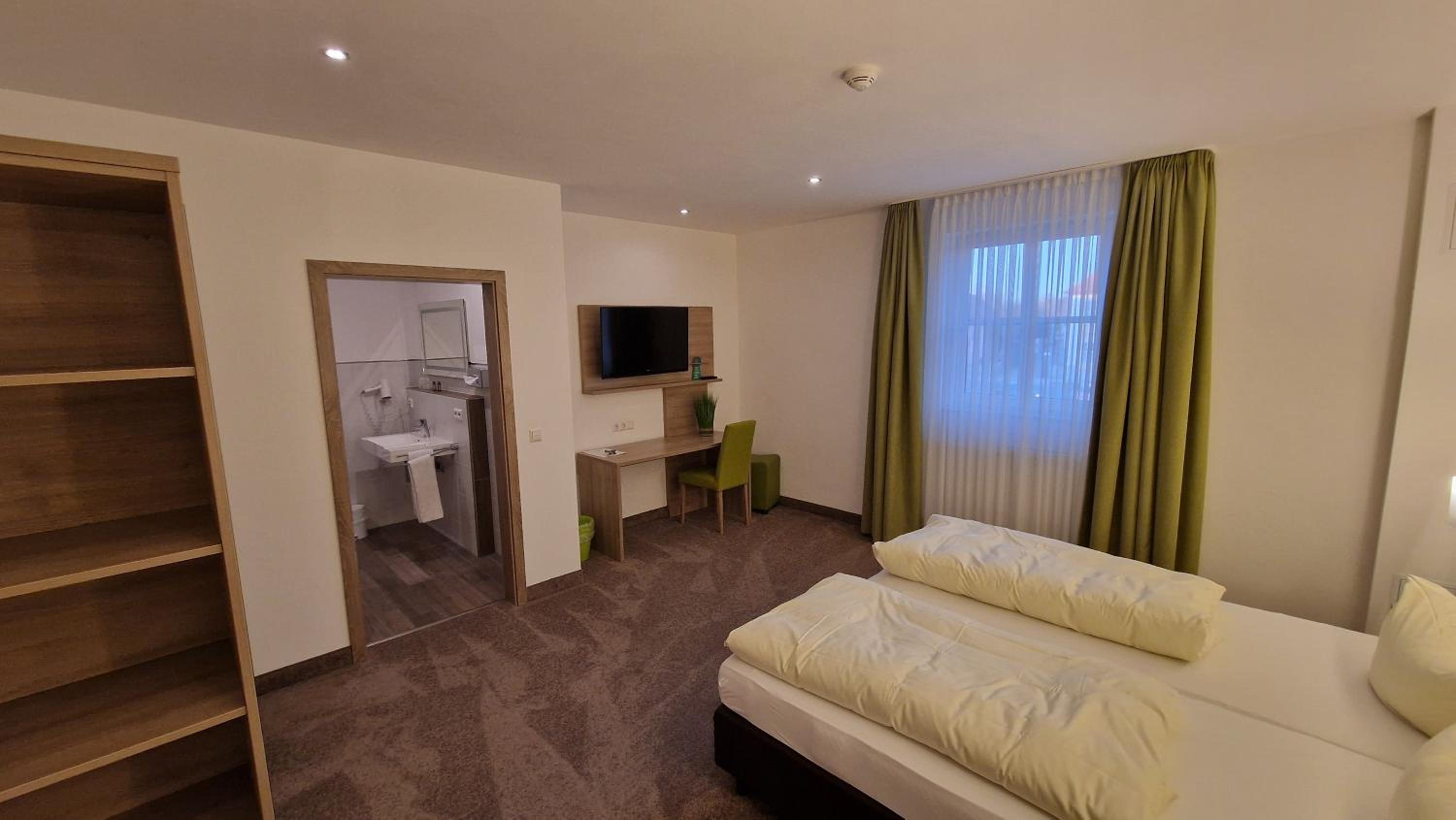 Superior Double Room - Photo 16