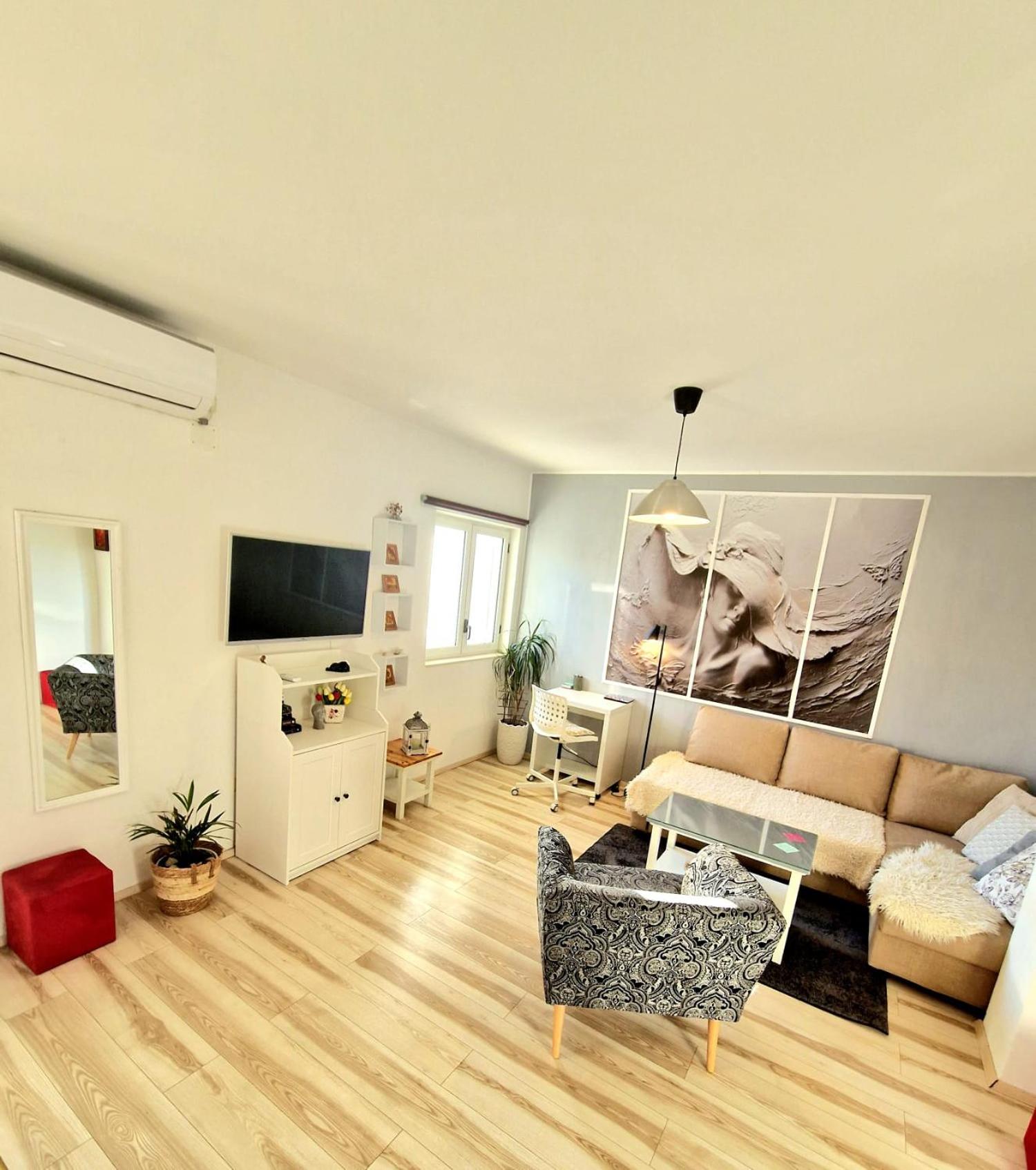 Apartment with Sea View