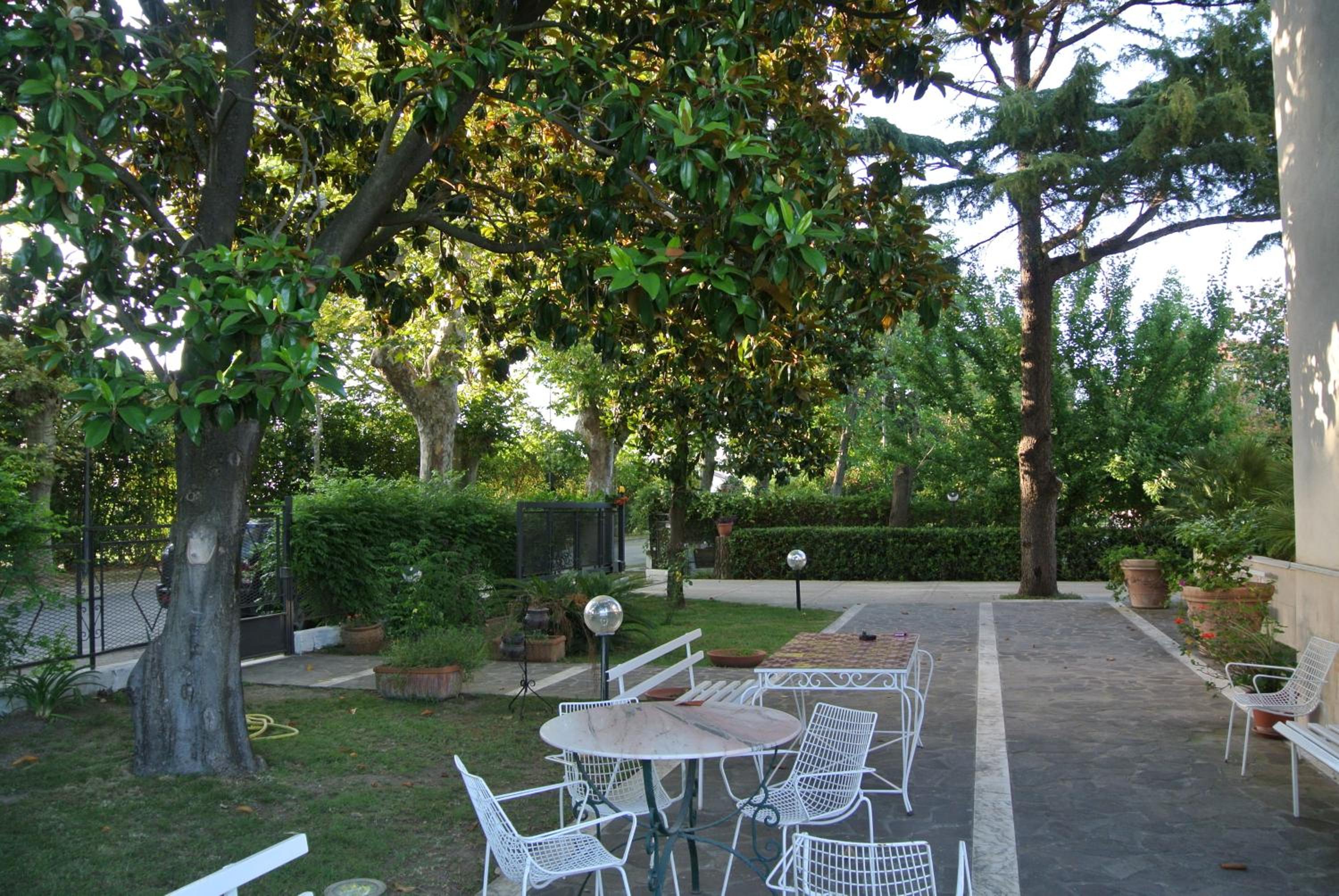 Double Room with Garden View ground floor photo 2