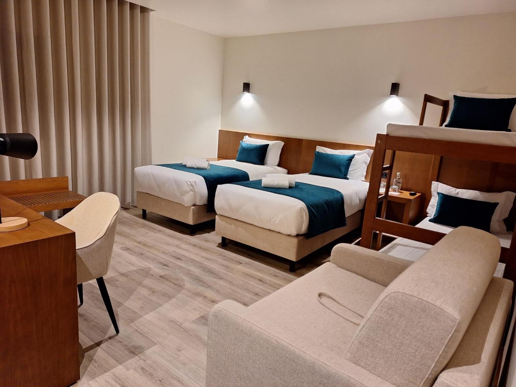 Quadruple Room photo 2