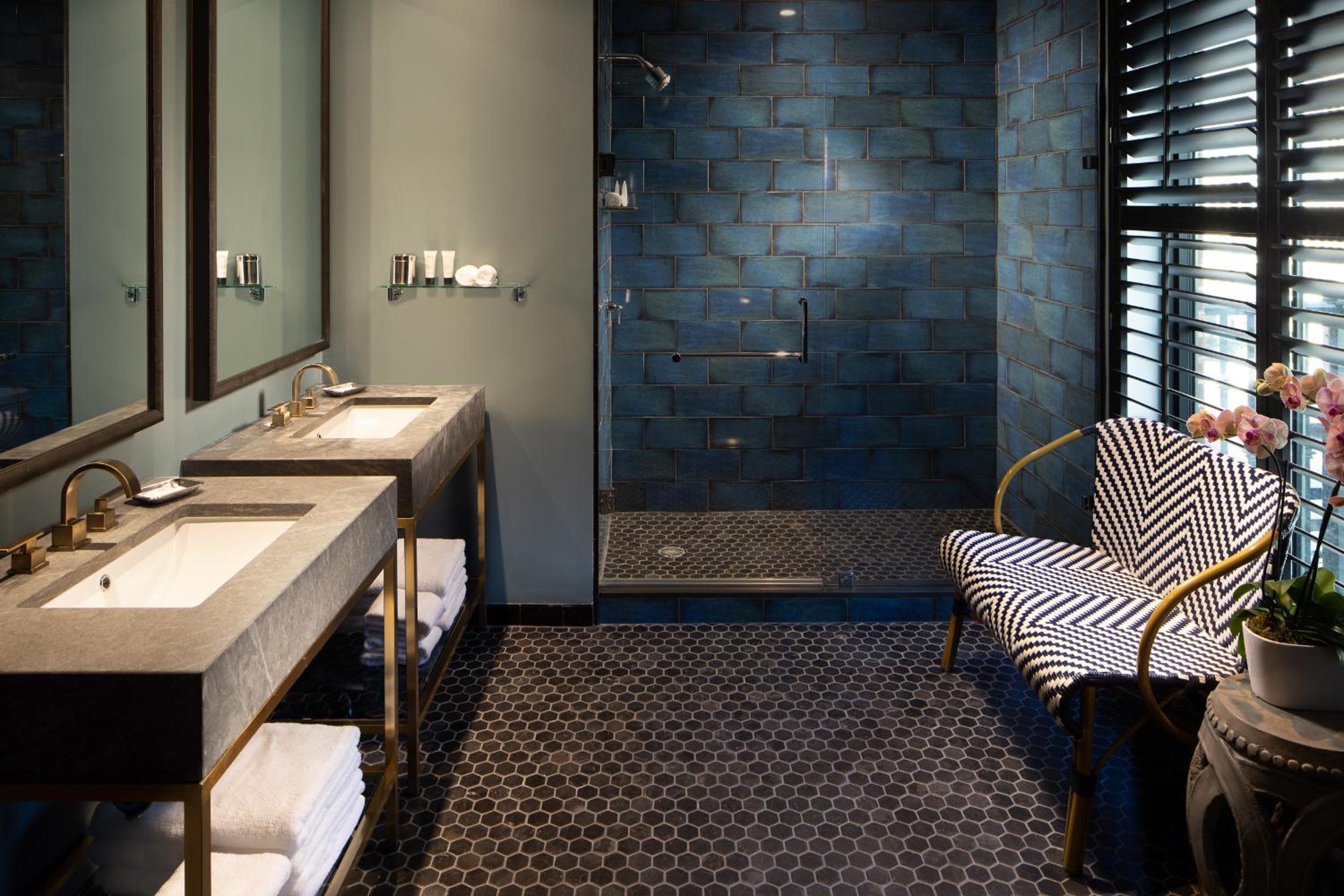 Signature Suite of Hotel's Choice - Photo 3