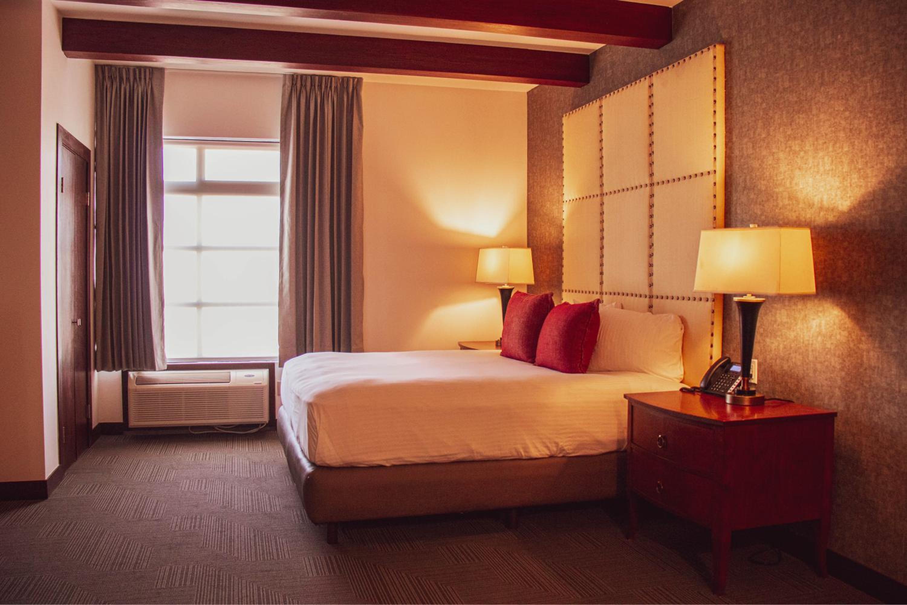 Queen Room - Photo 1