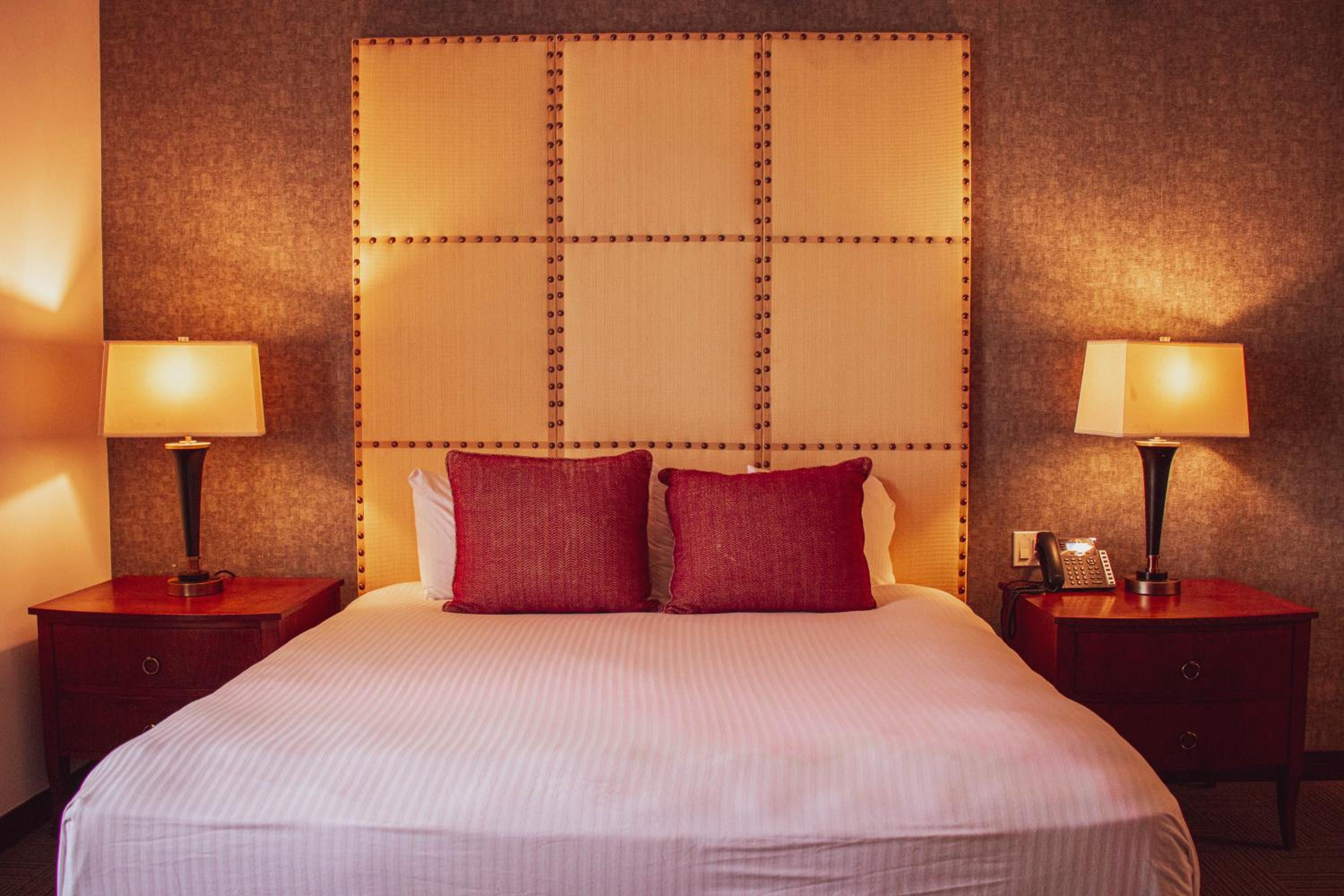 Queen Room - Photo 7