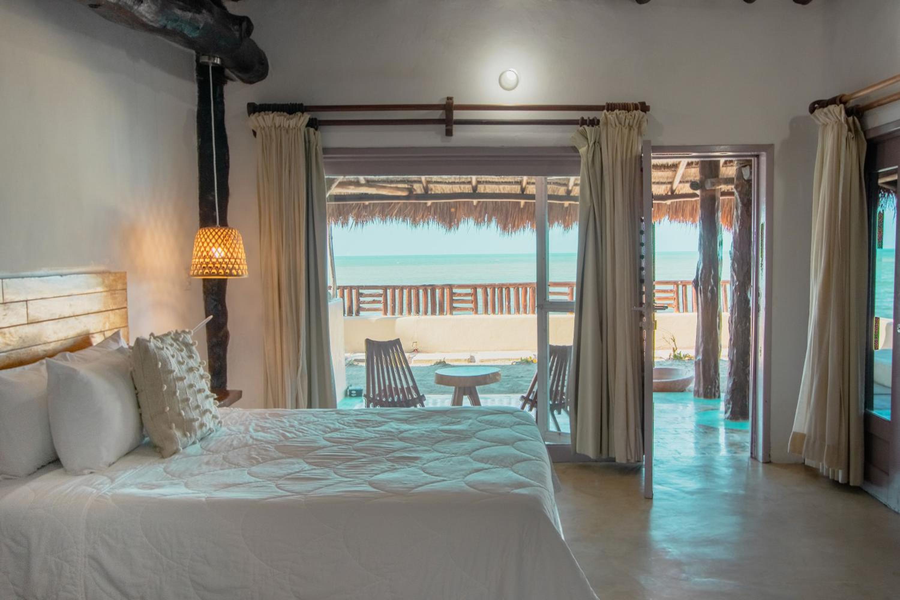 Junior Suite with Sea View - Photo 1