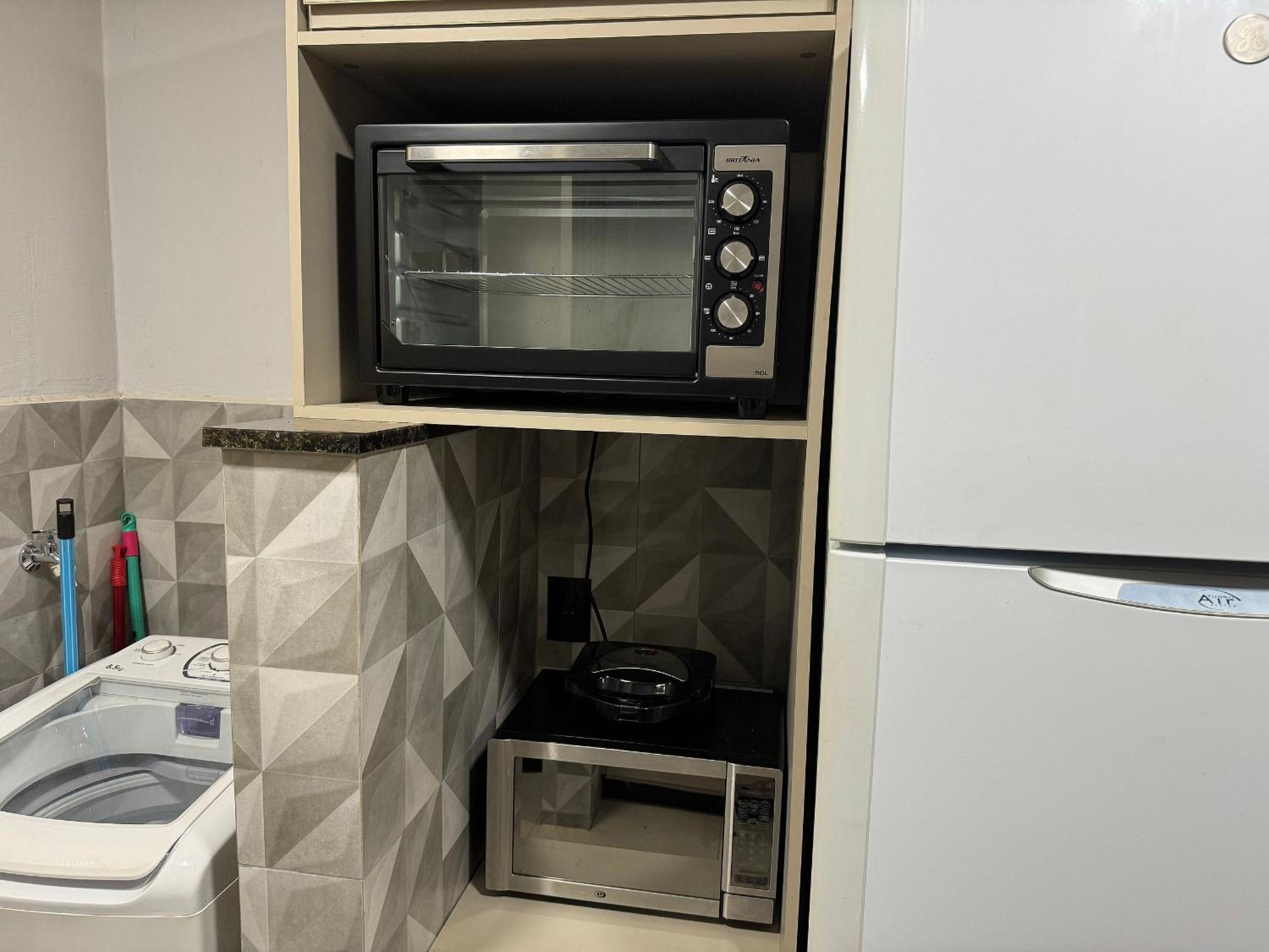 Apartment photo 2