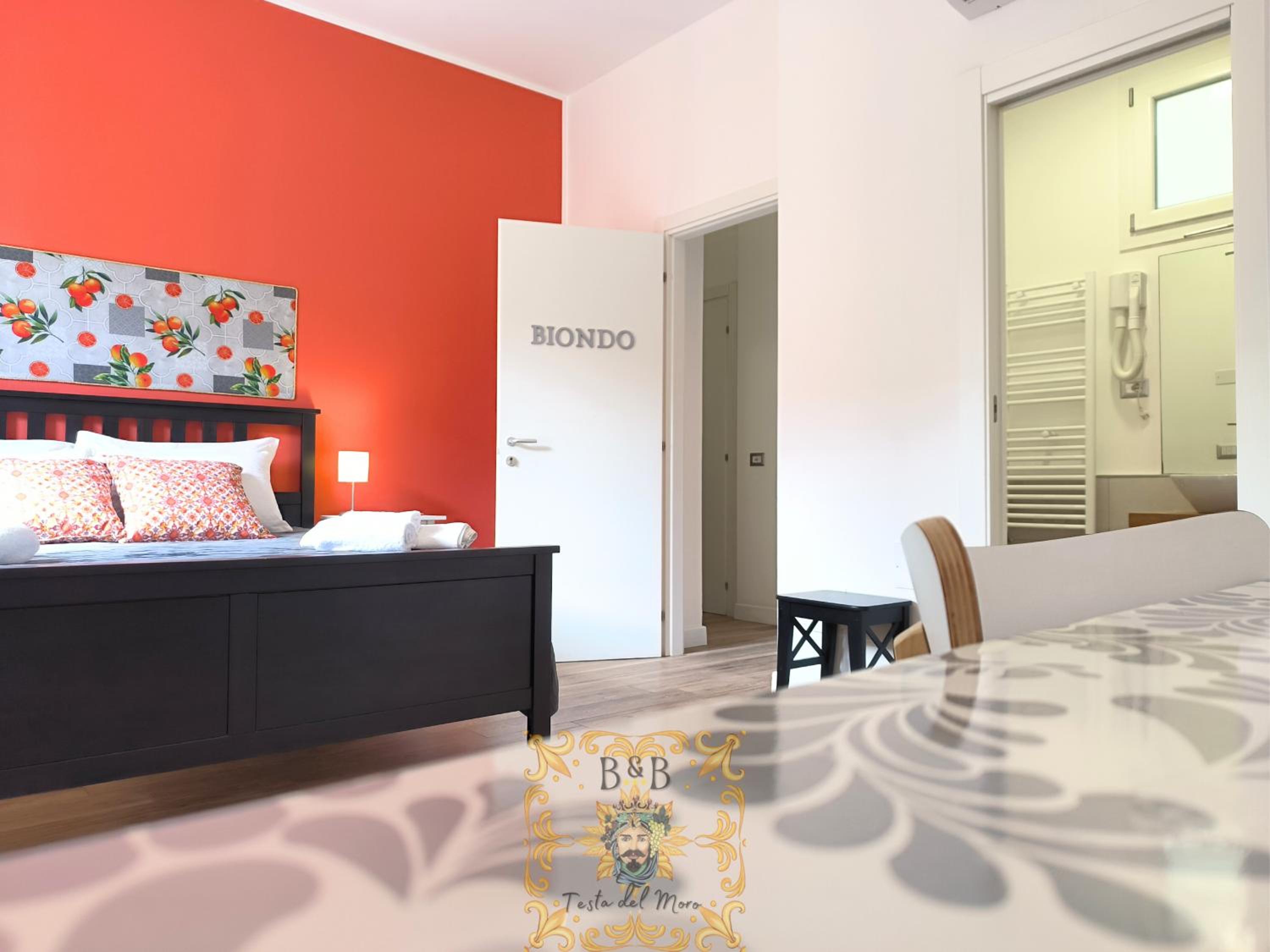Queen Room with Balcony