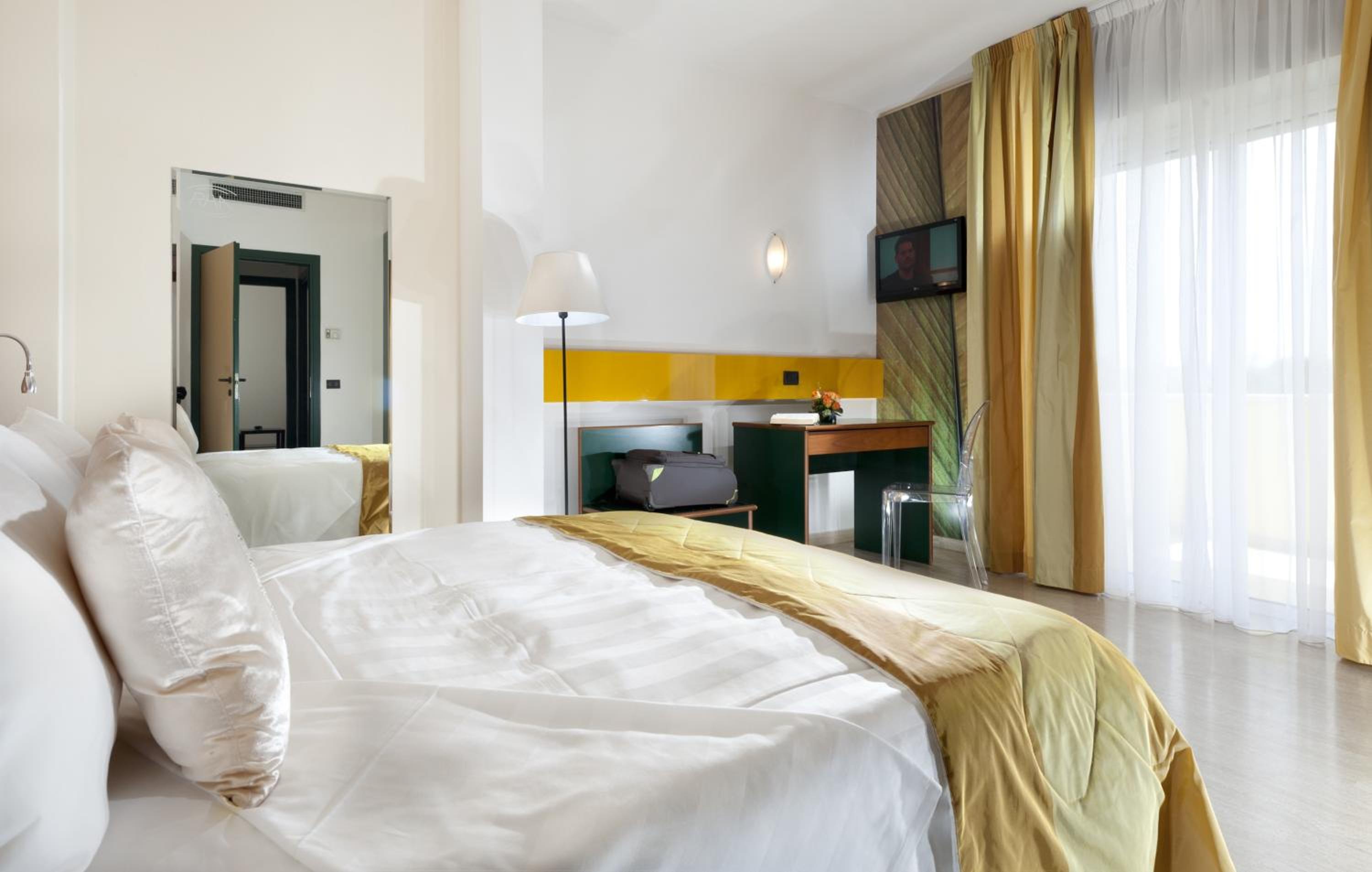 Family Suite - Photo 14
