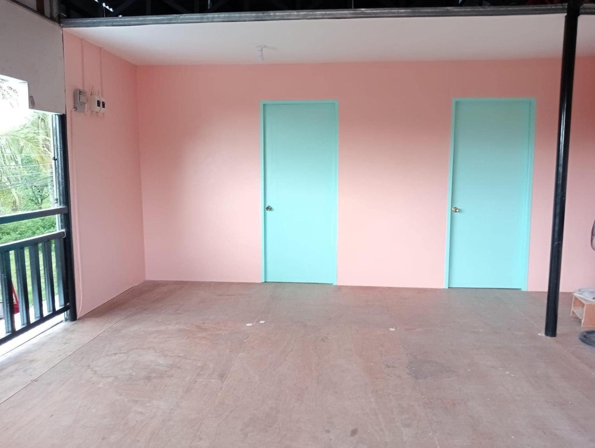 Female Dormitory Room photo 1