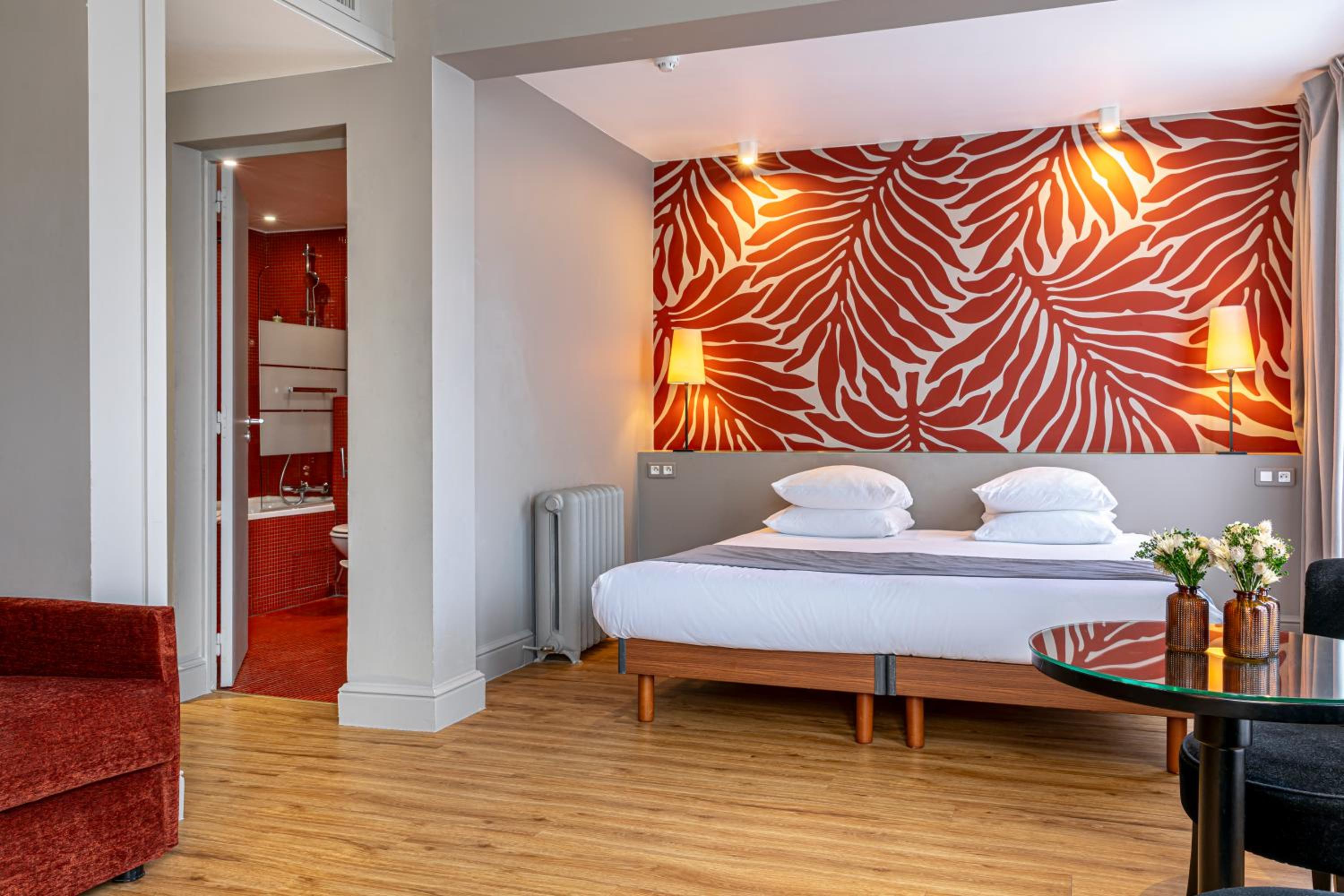 Family Suite with Garden View