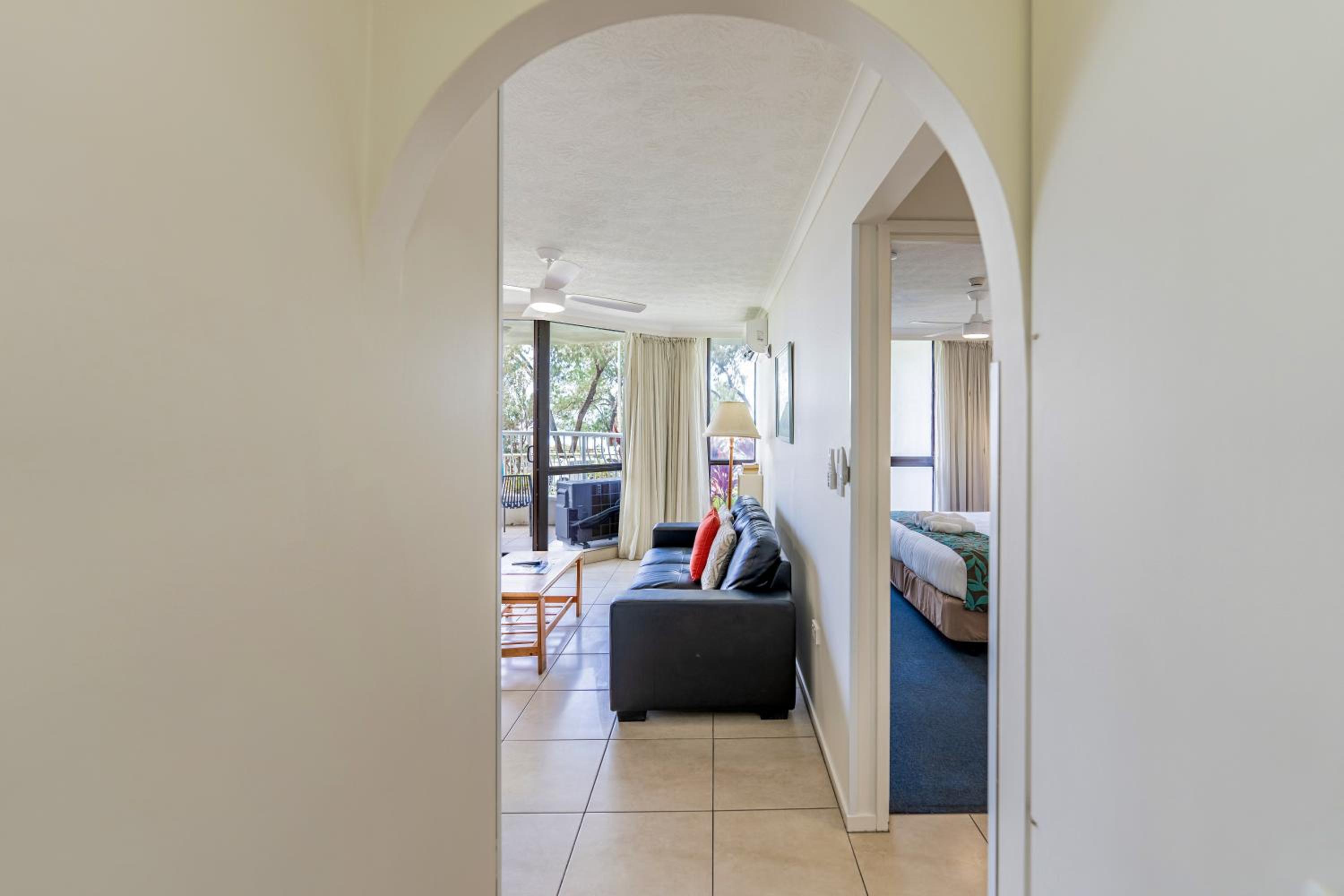 One-Bedroom Apartment with Ocean View Ground Floor Standard photo 1