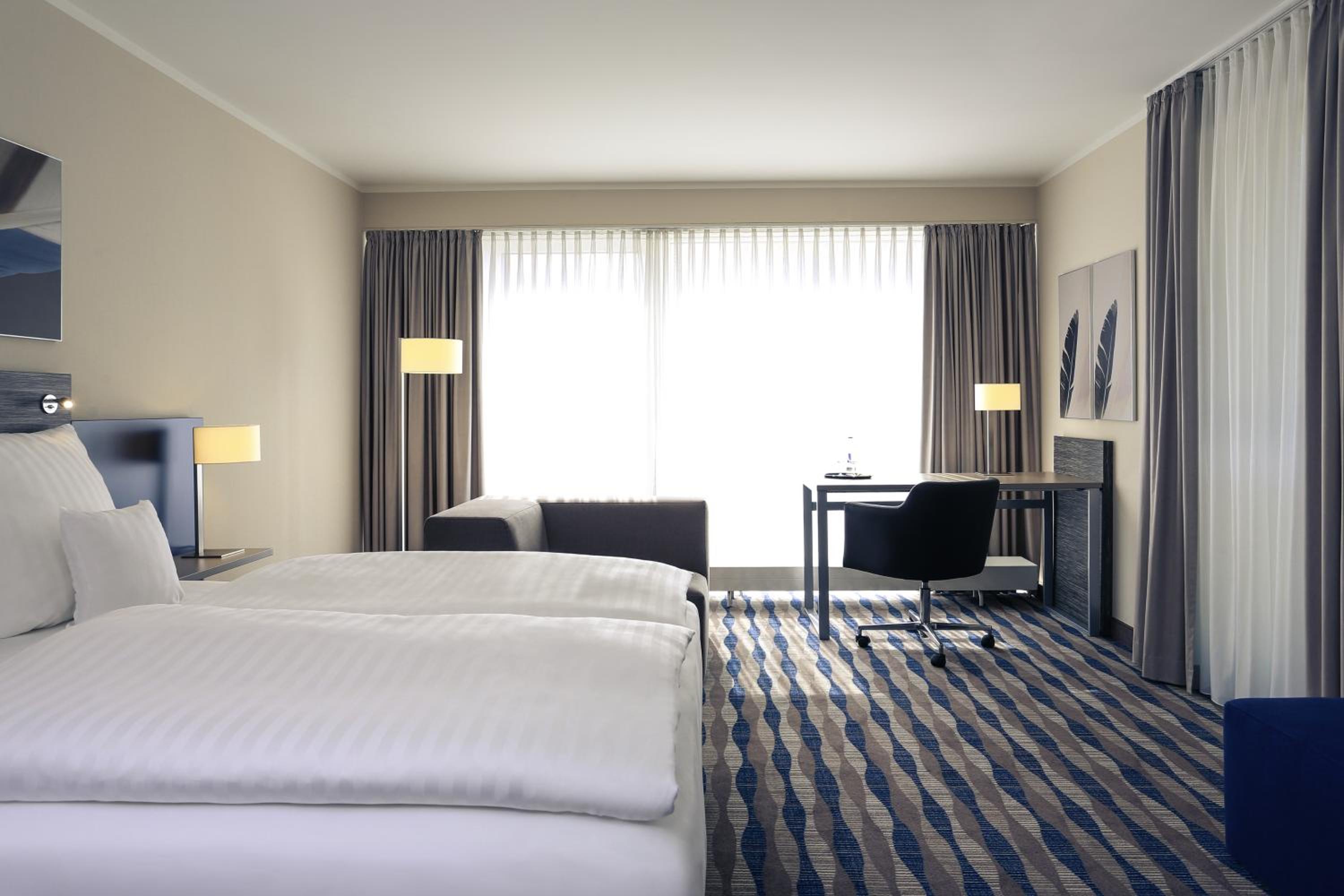 Double Room - Photo 9