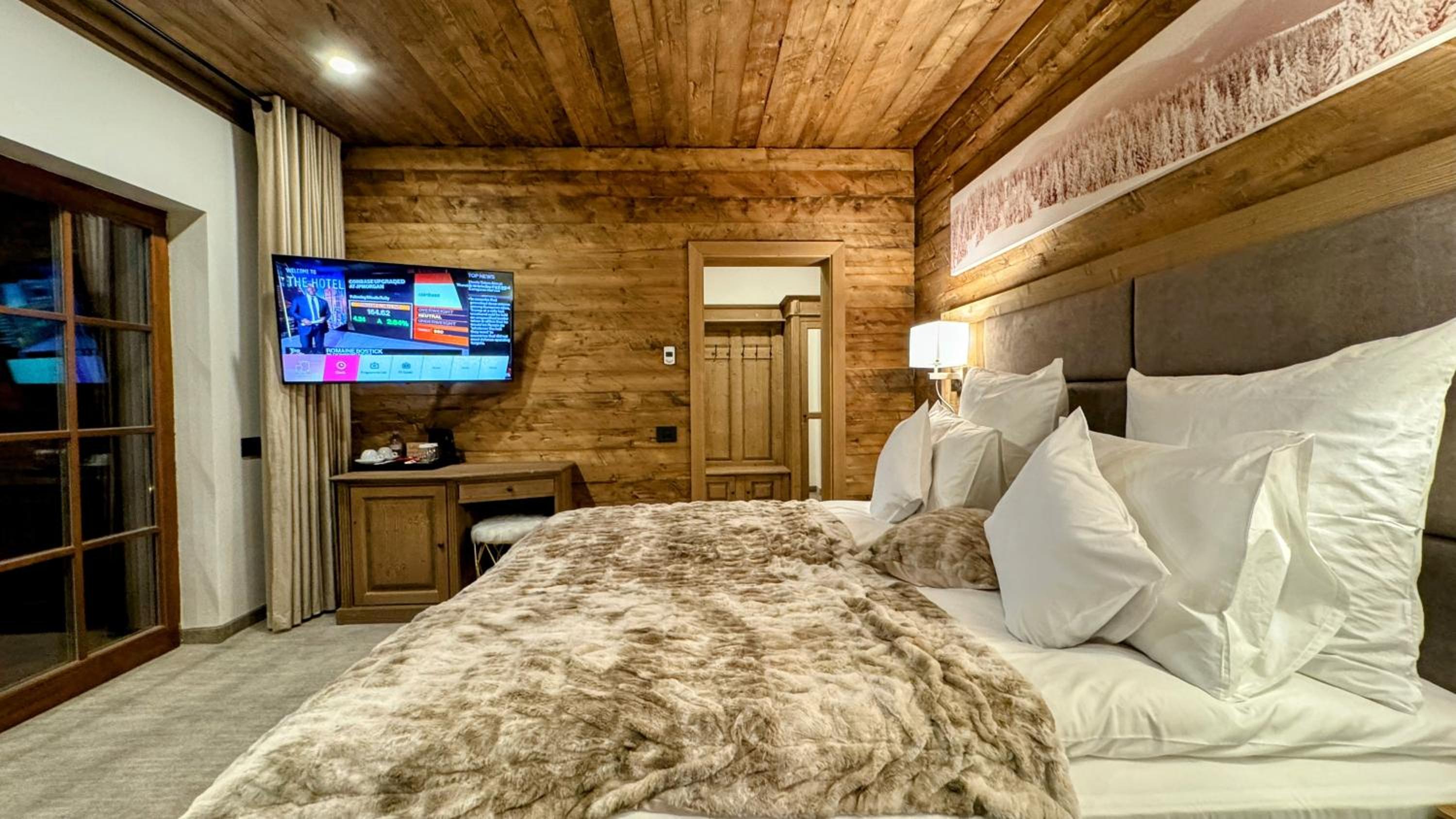 Deluxe Double Room with Balcony