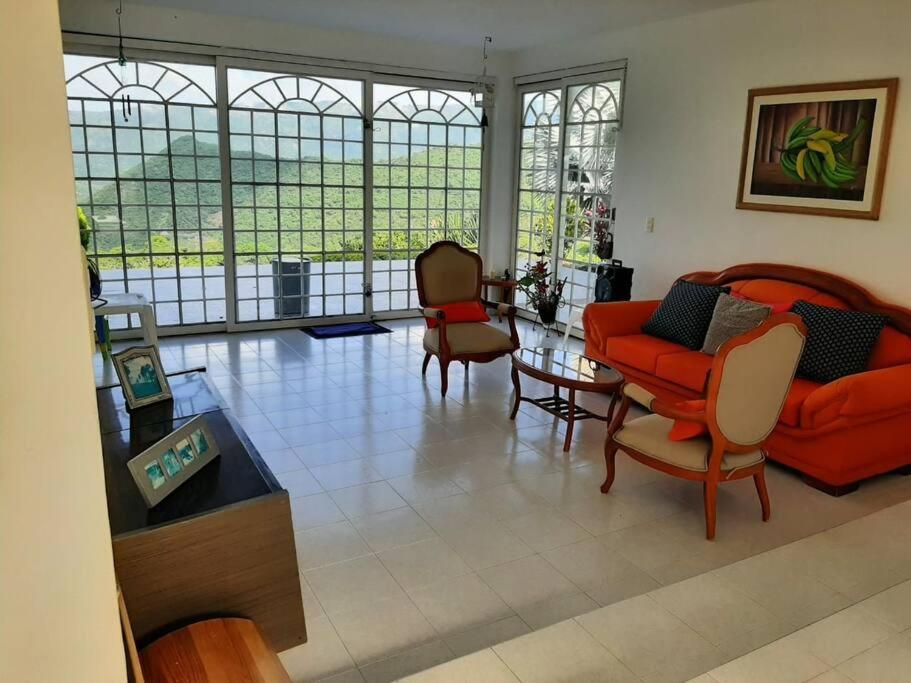 Three-Bedroom Villa photo 1