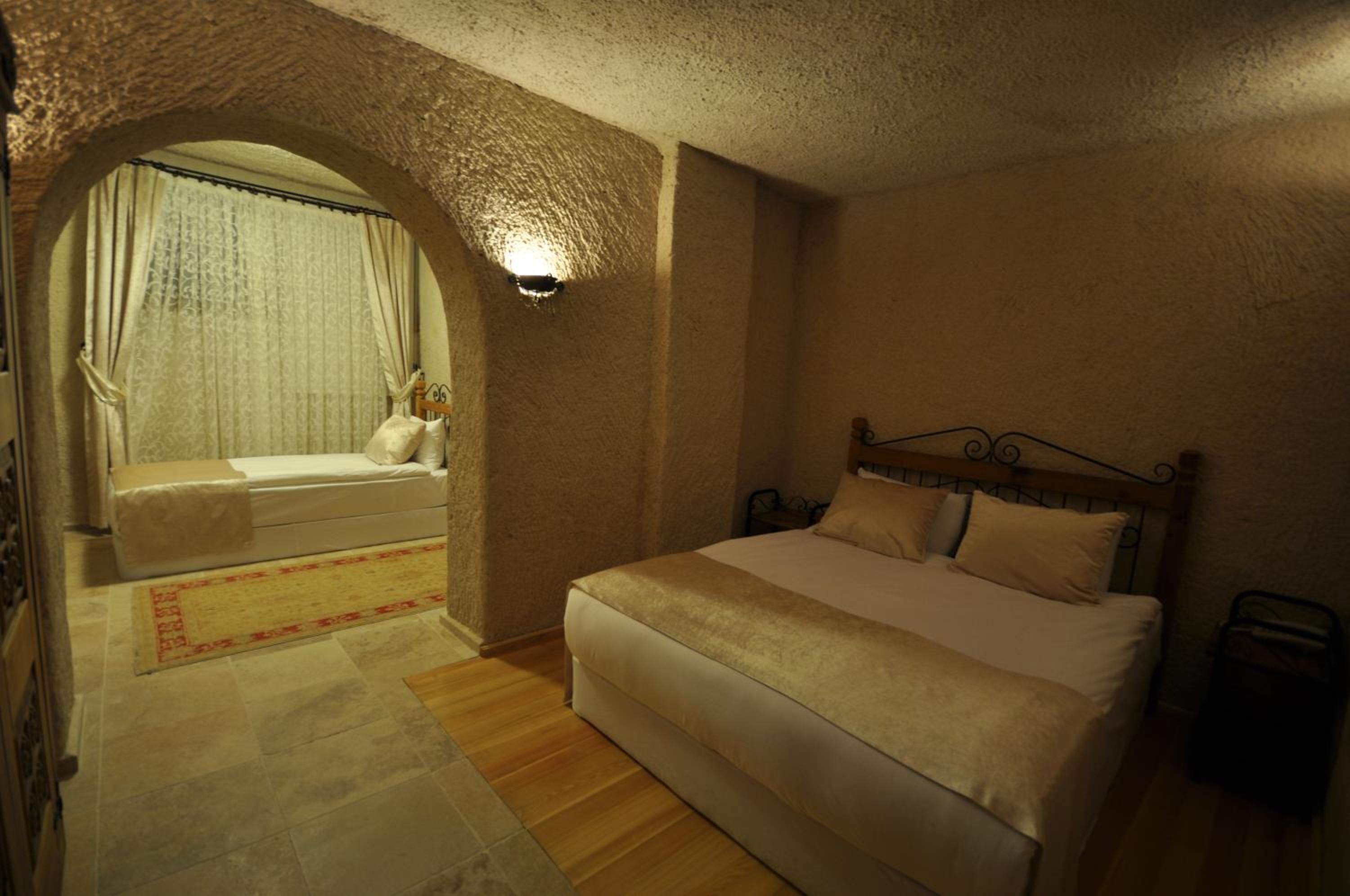 Triple Room - Photo 6