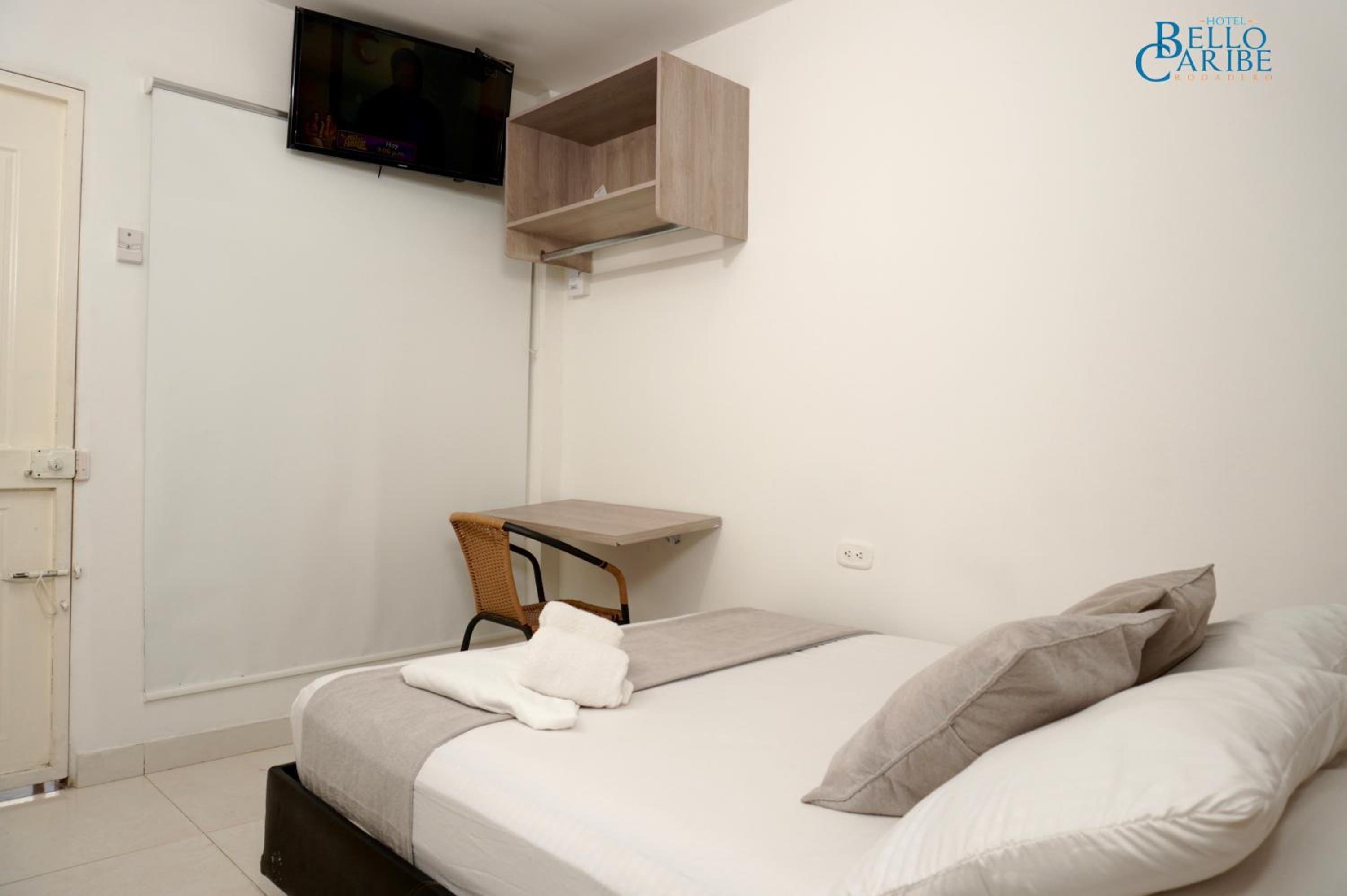Standard Double Room photo 3