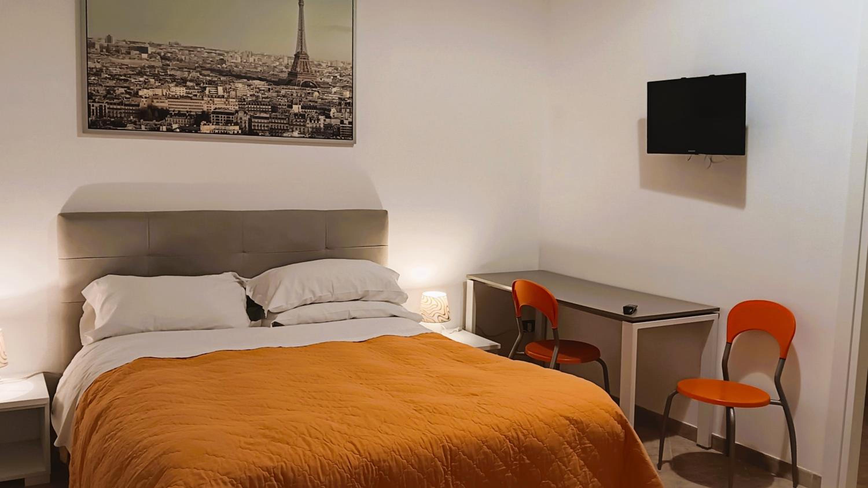 Large Double Room