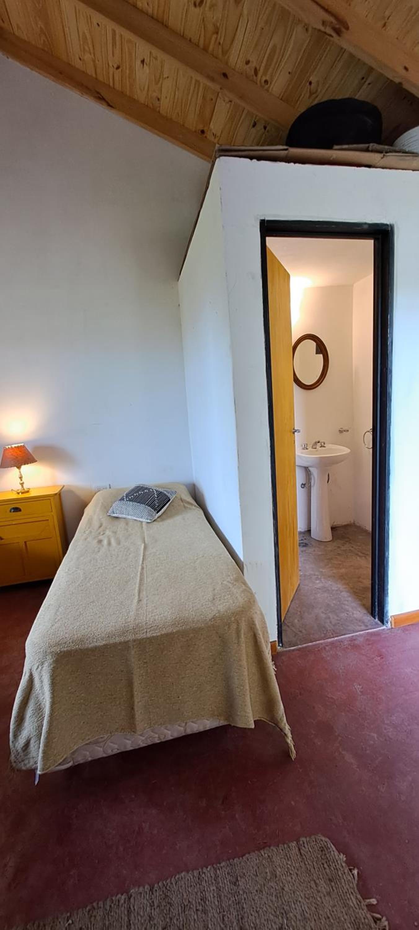 Three-Bedroom House photo 3