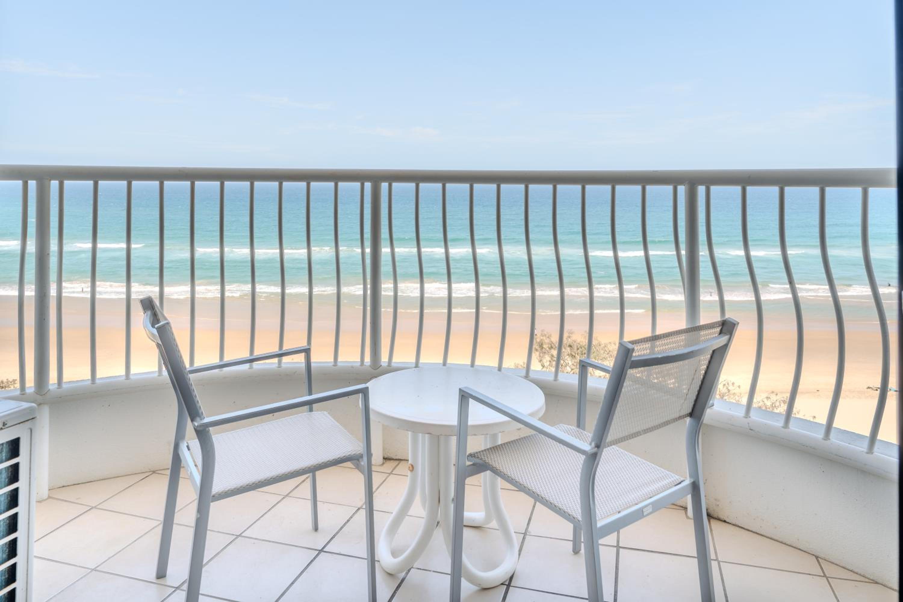 Two-Bedroom Apartment with Ocean View Standard Higher Floor photo 2