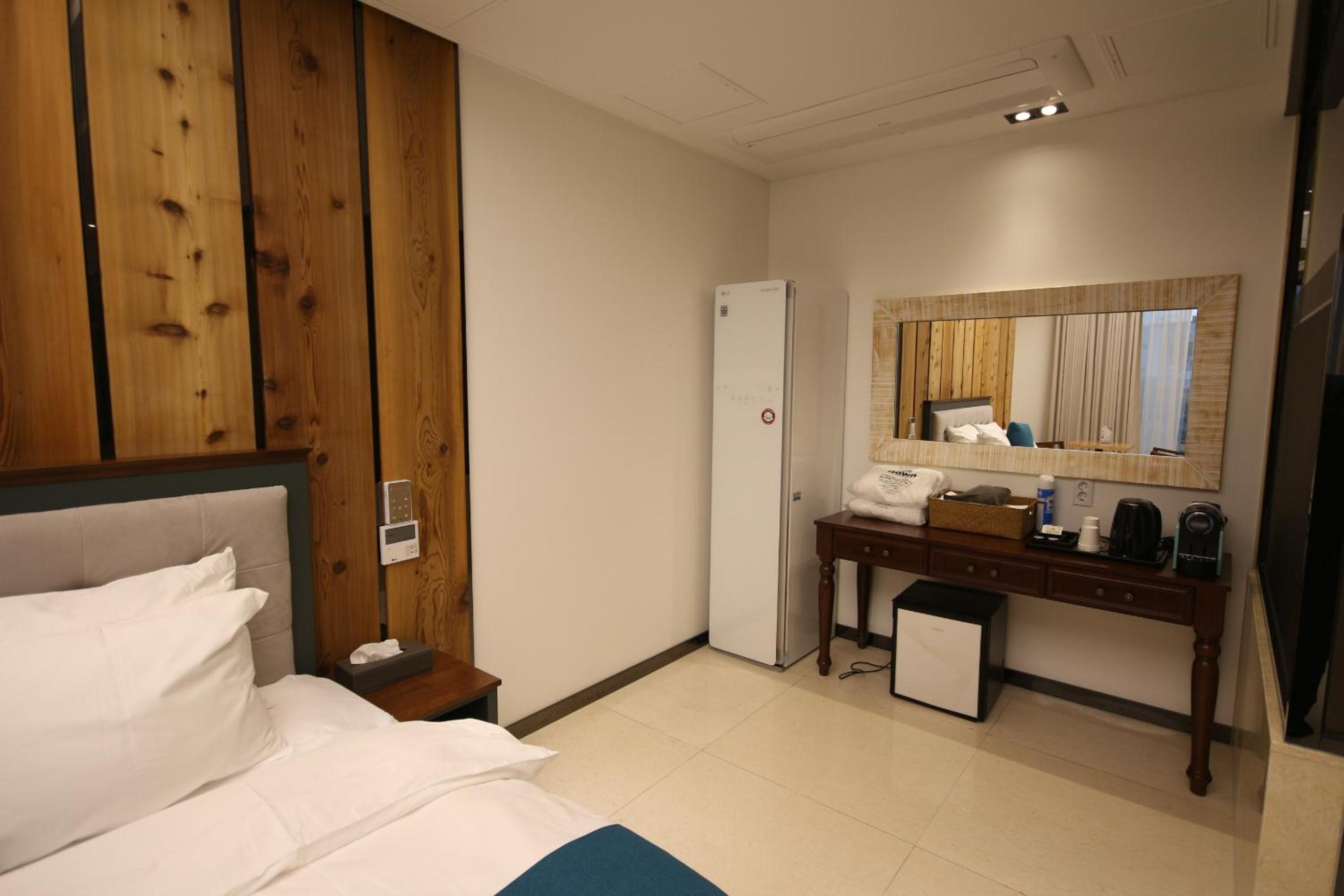 Deluxe Room - Photo 2