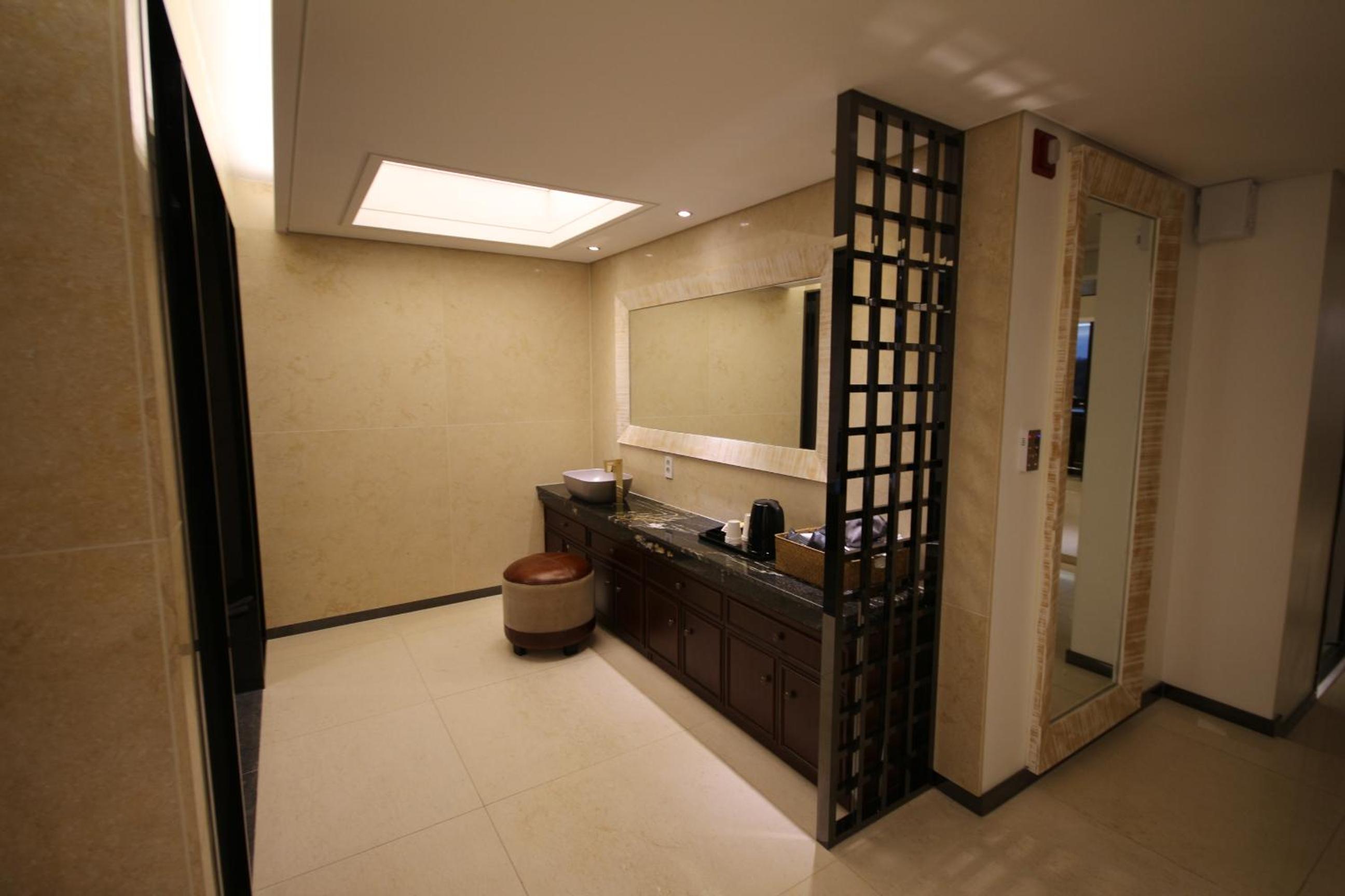 Penthouse - Photo 7