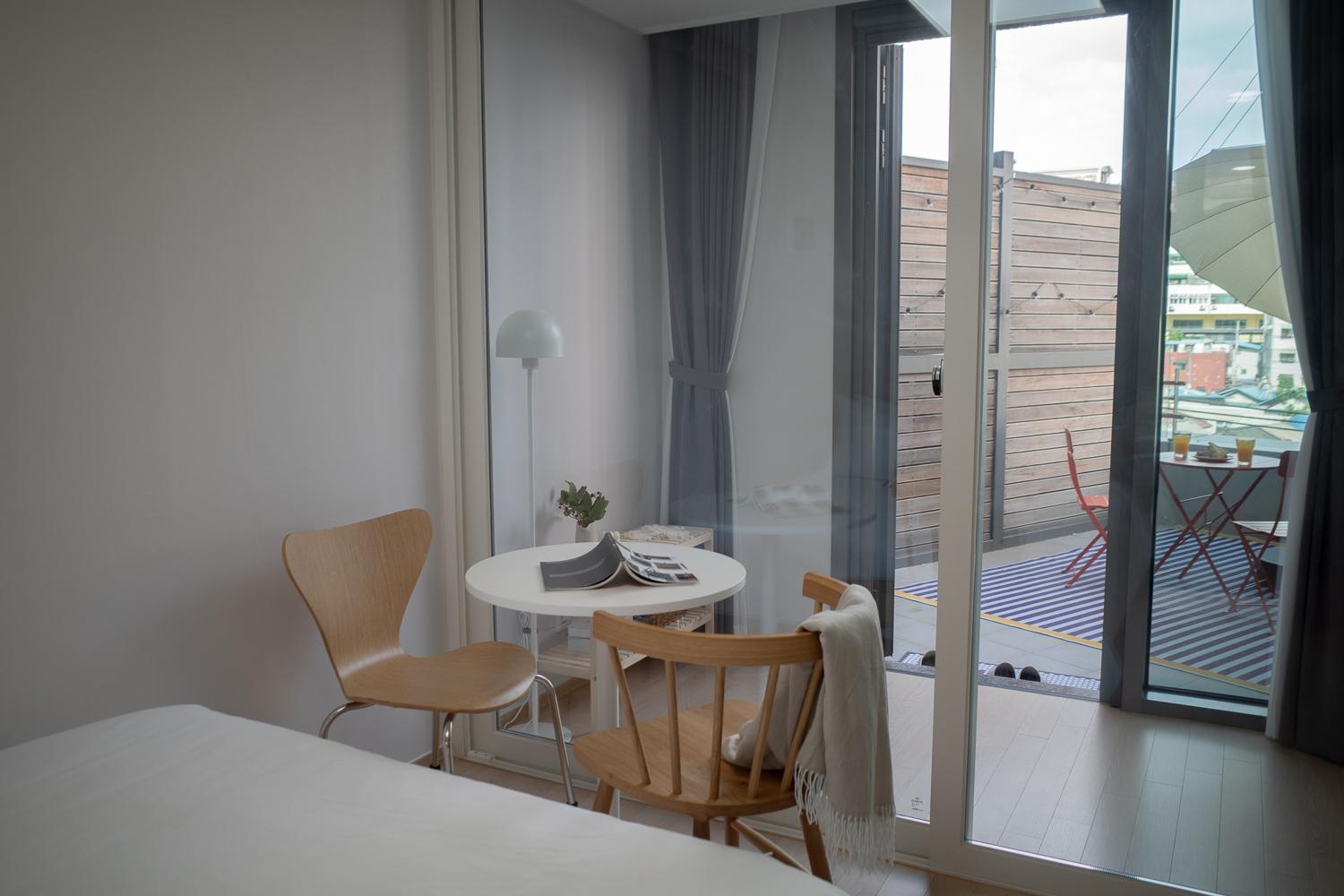 Studio with Terrace - Photo 12