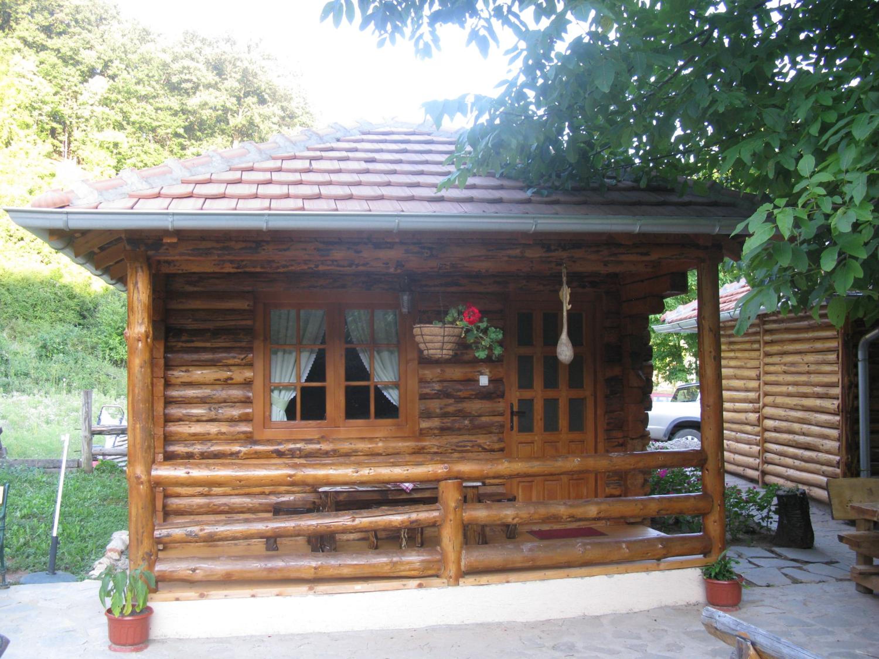 Bungalow photo 1
