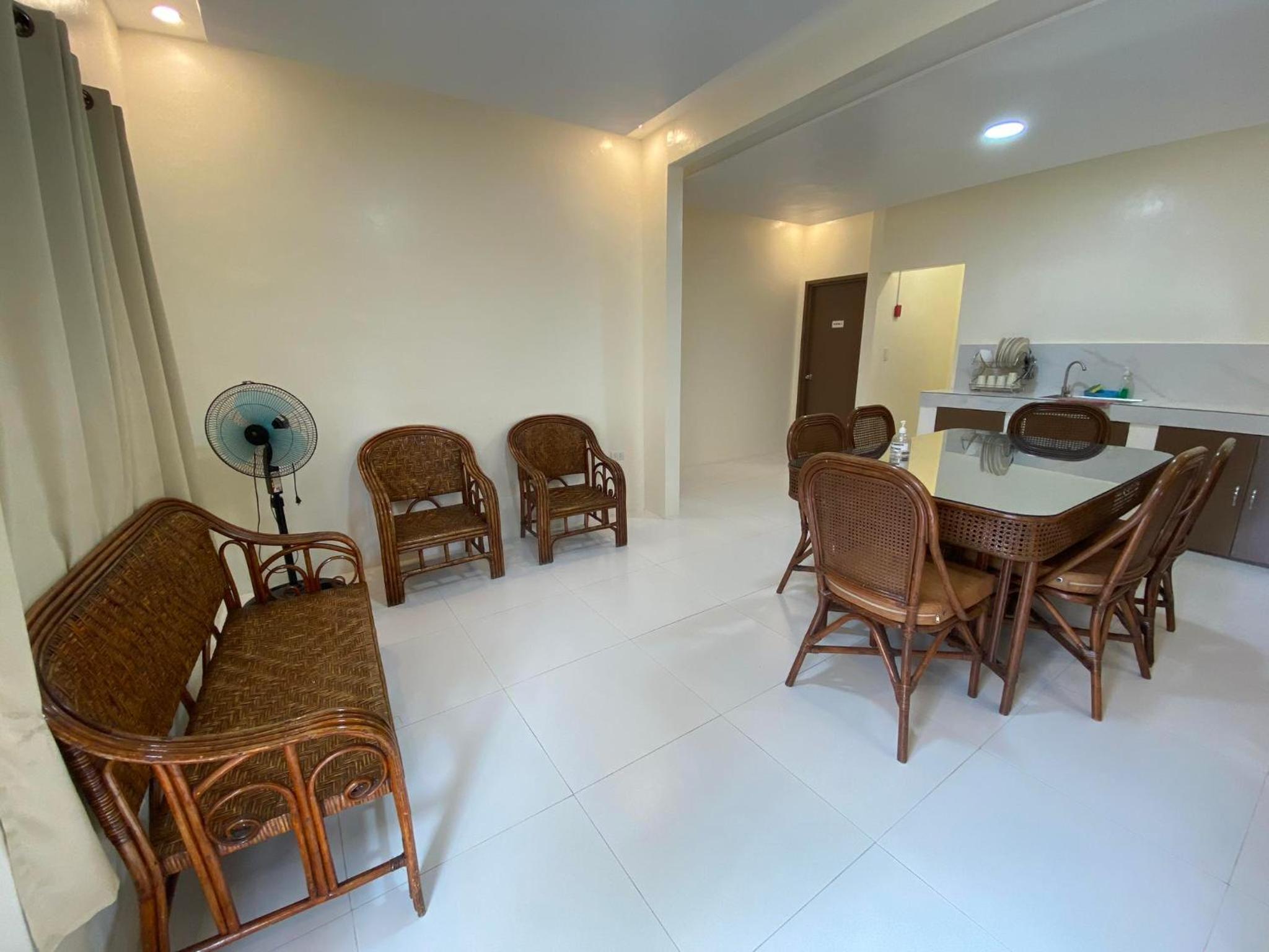 Three-Bedroom Villa photo 1