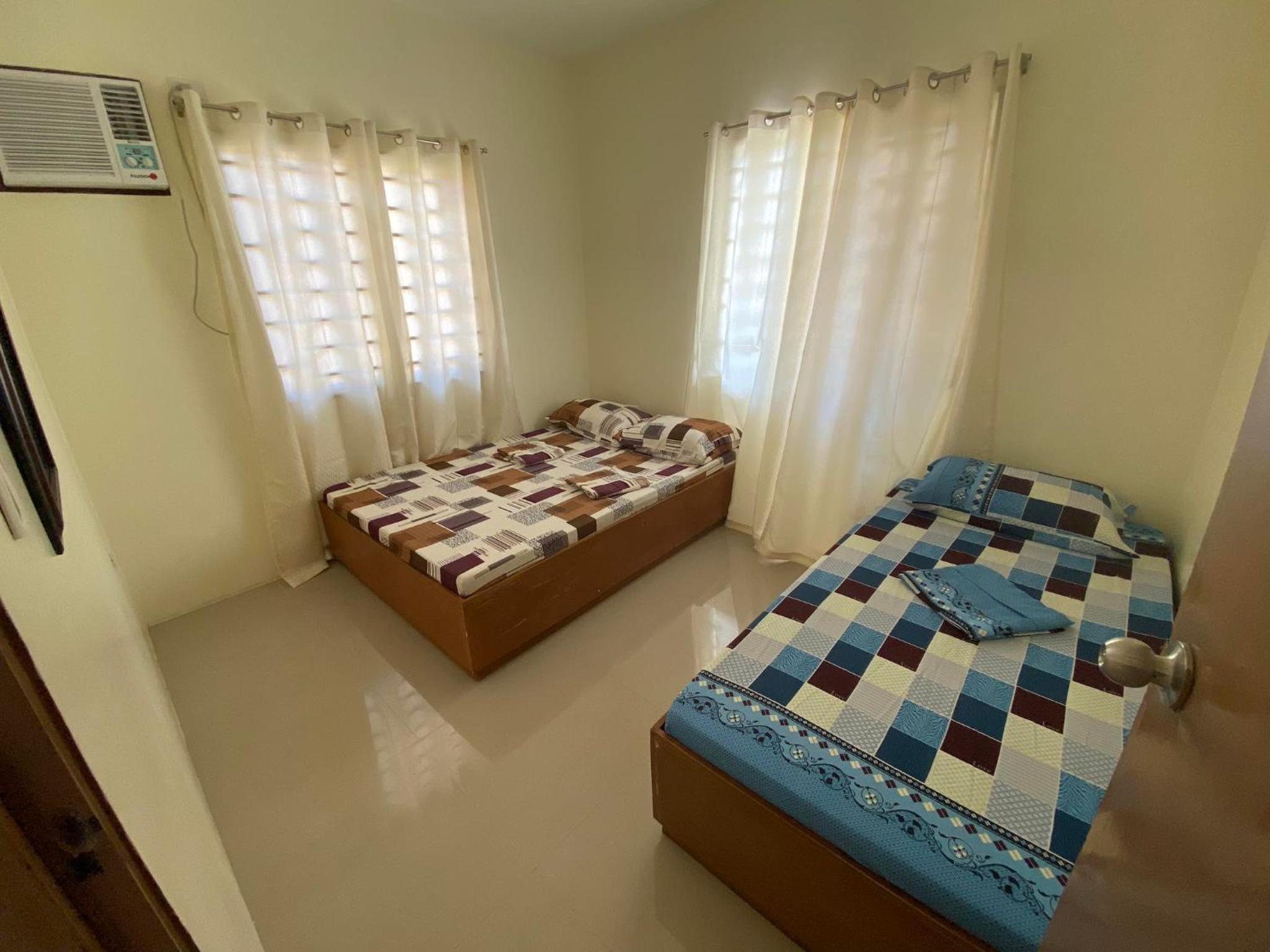 Three-Bedroom Villa photo 2