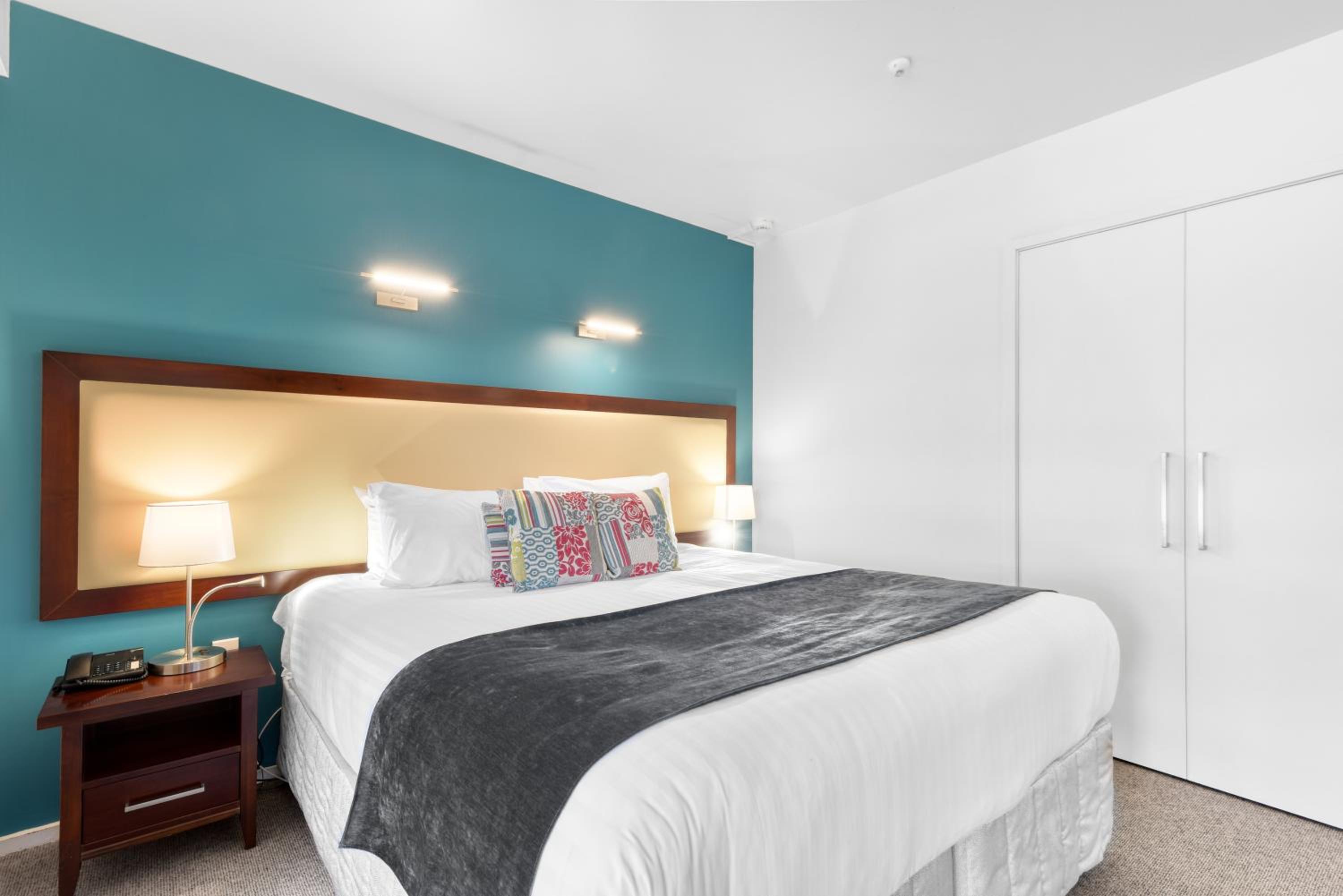 Riverfront Ground Floor One-Bedroom Suite