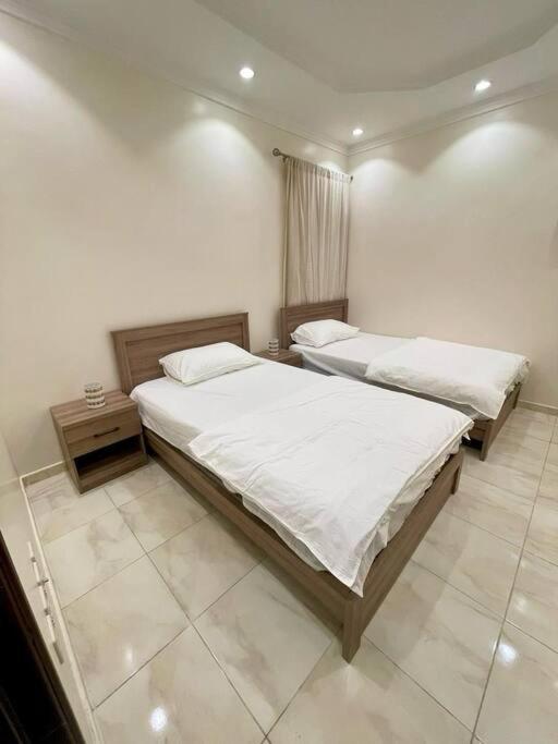Three-Bedroom Apartment photo 3