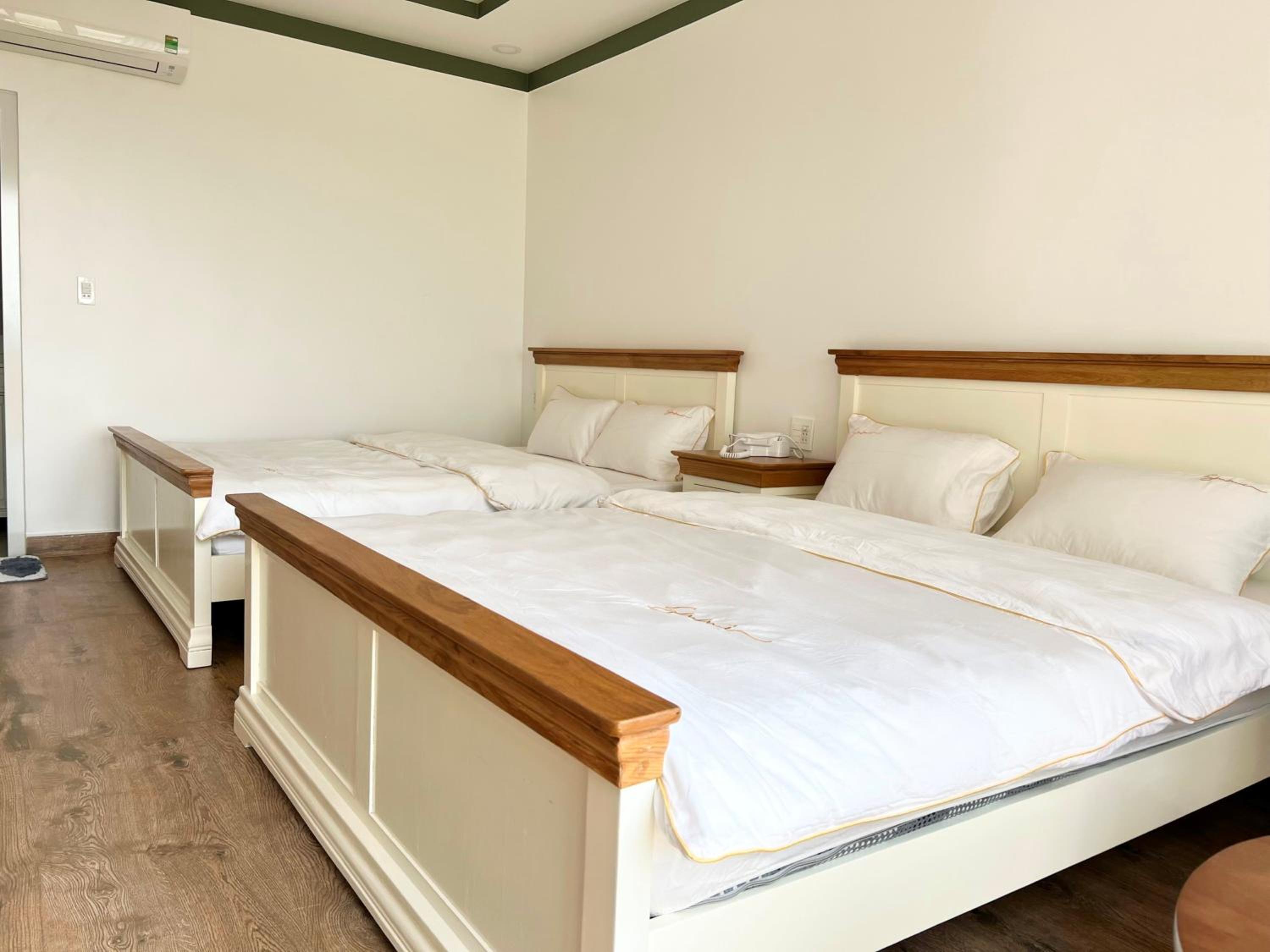 Standard Quadruple Room - Photo 5