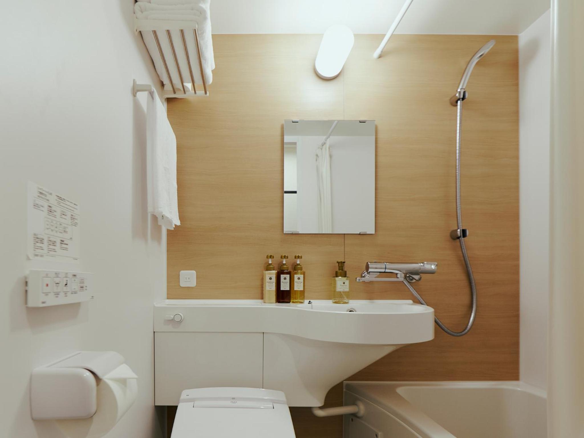 Double Room - Photo 17