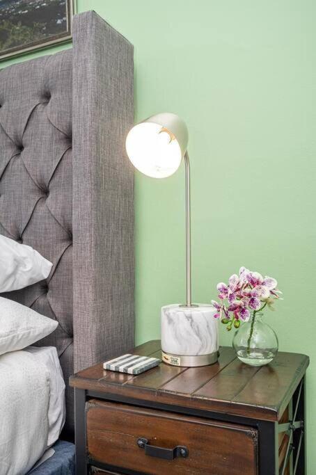 One-Bedroom Apartment - Photo 20