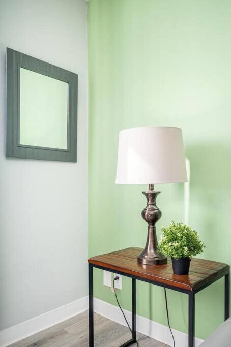 One-Bedroom Apartment - Photo 23