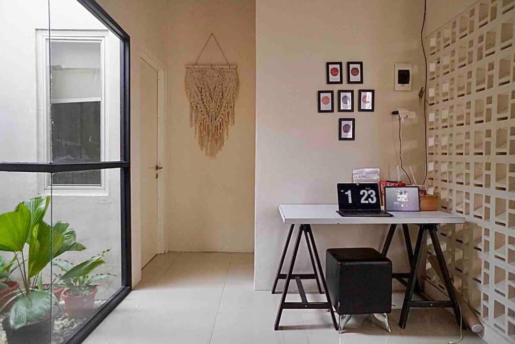 Two-Bedroom House photo 2