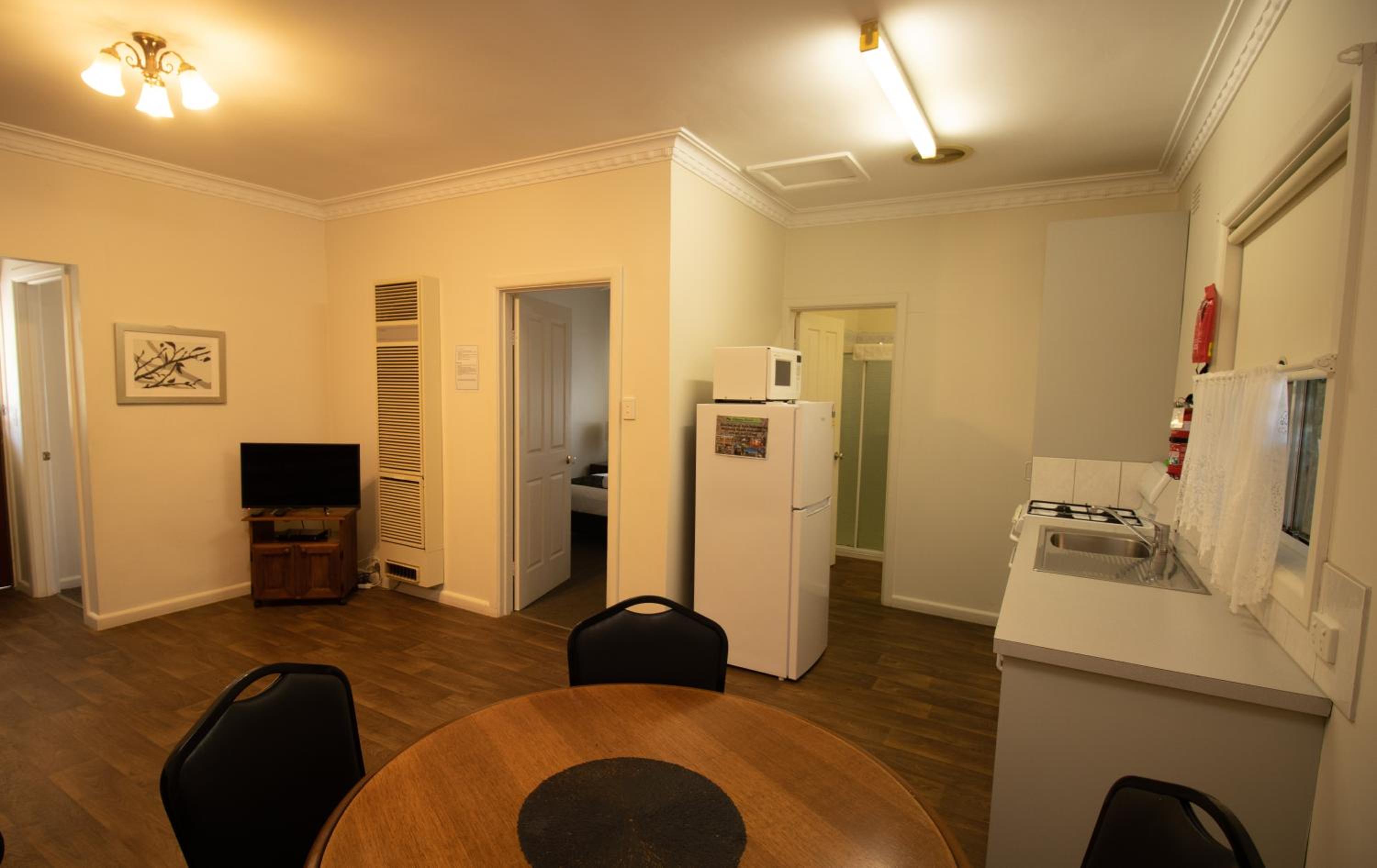 Apartment - Ground Floor photo 3