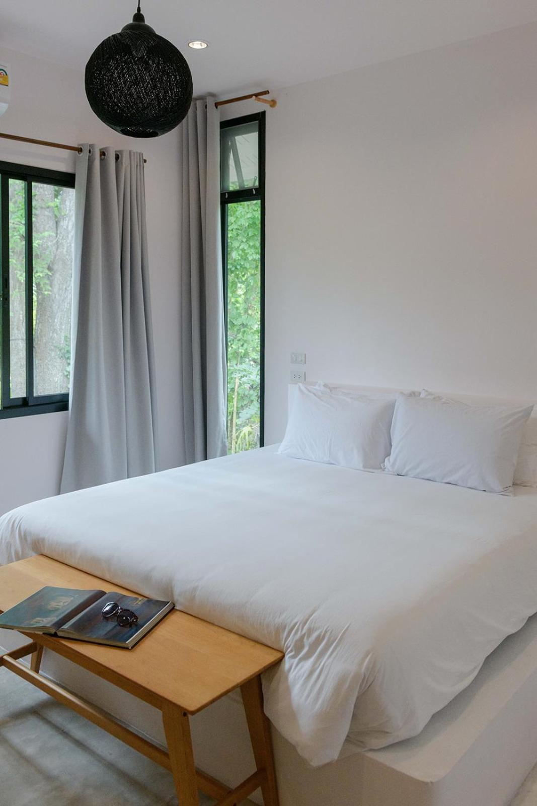 Two-Bedroom House - Photo 4