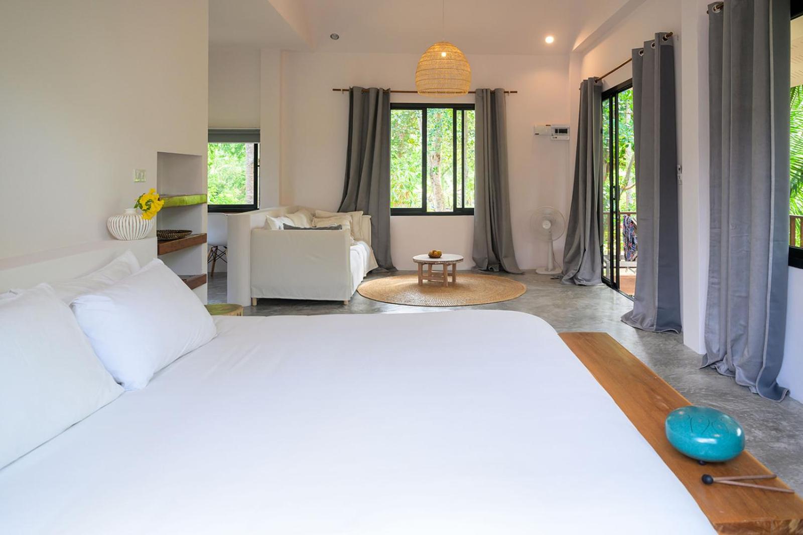 One-Bedroom House - Photo 7