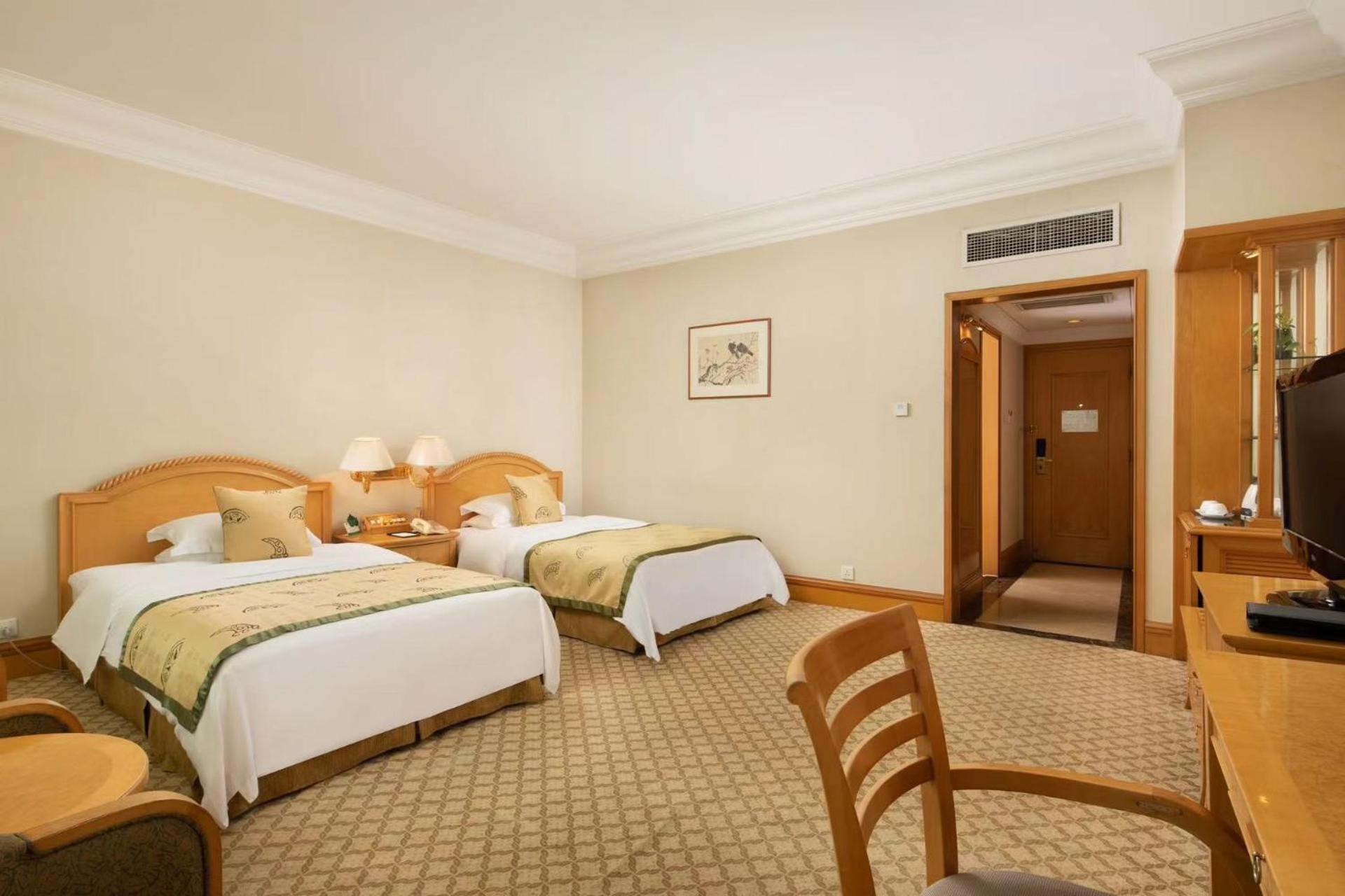 Superior Twin Room - Non-Smoking photo 2