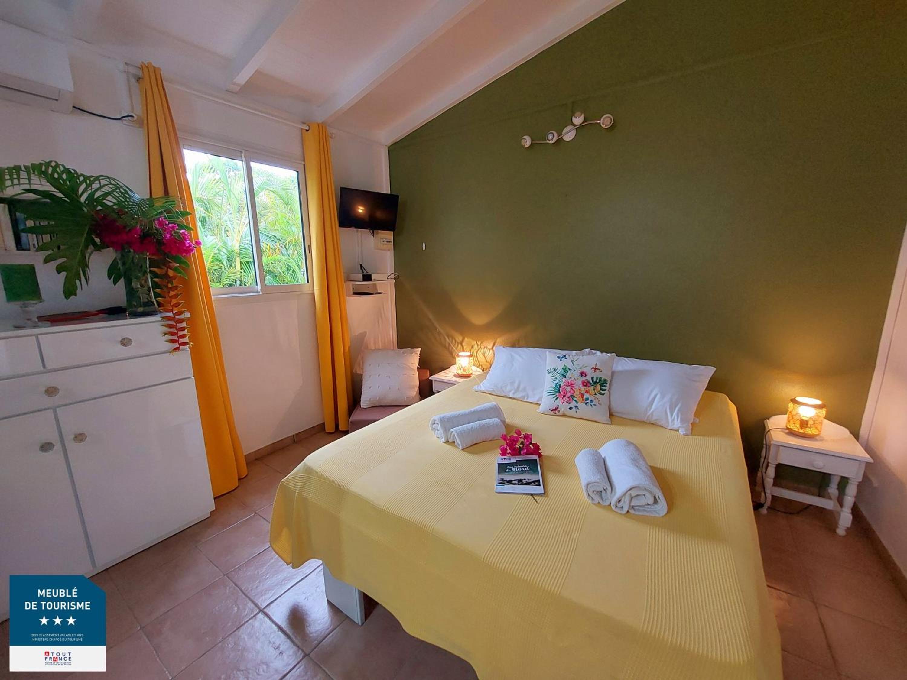 One-Bedroom House photo 2