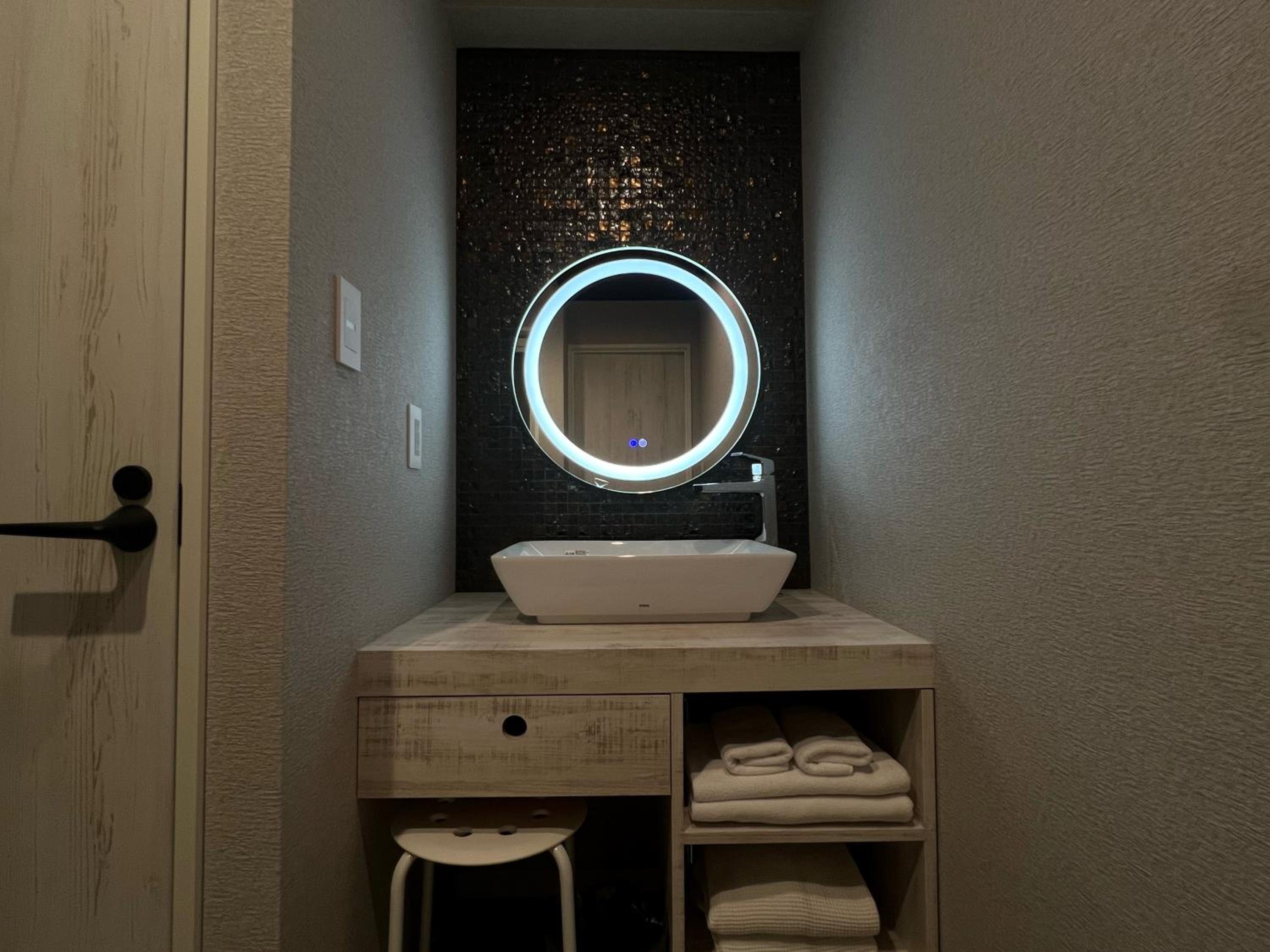 Small Double Room - Photo 27