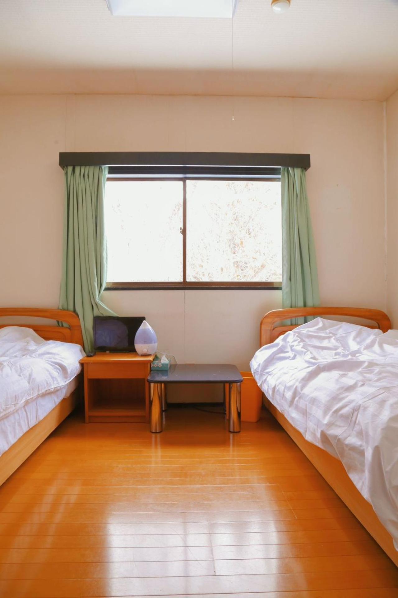 Standard Twin Room photo 1