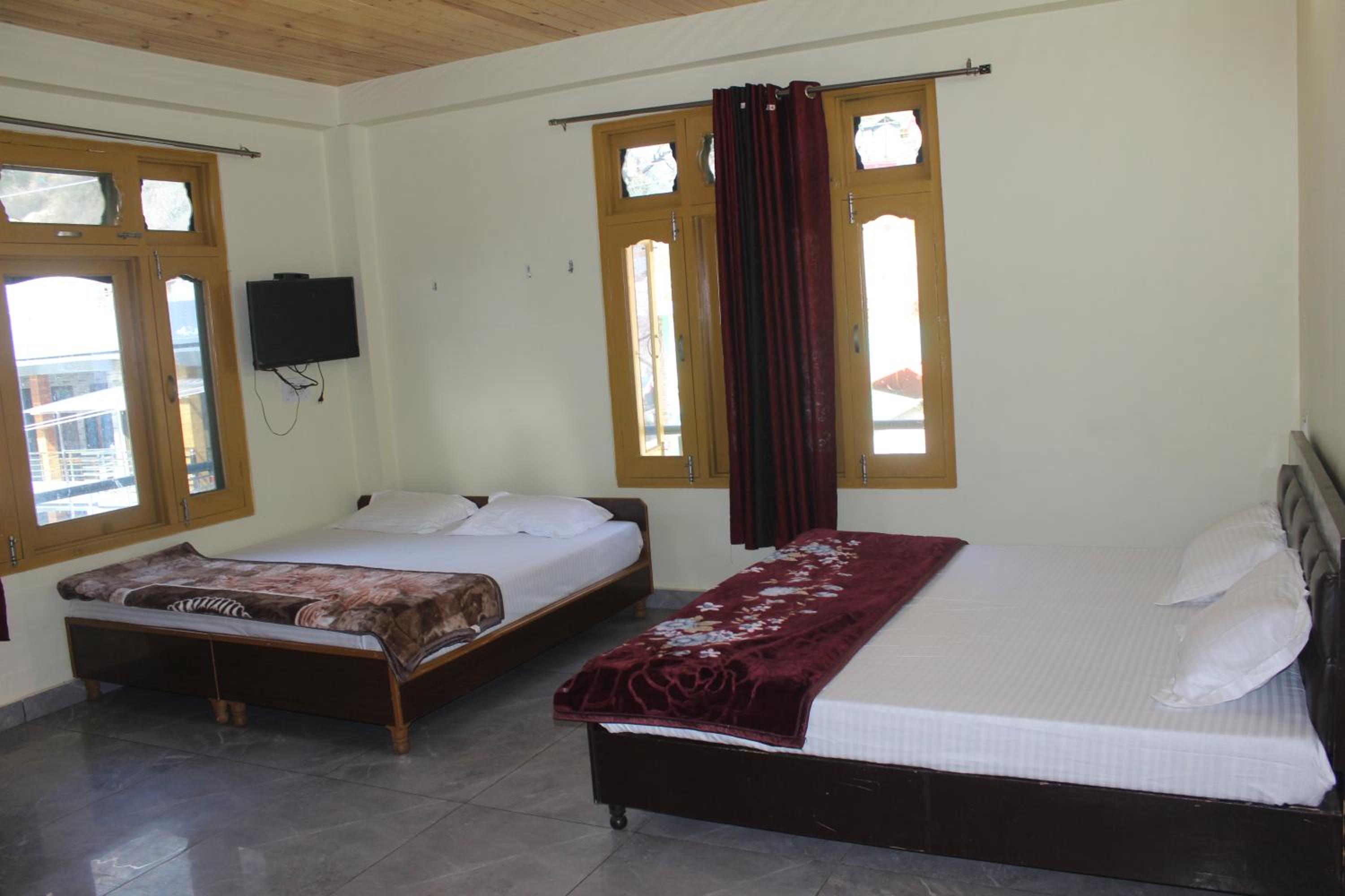 King Room with Mountain View photo 1